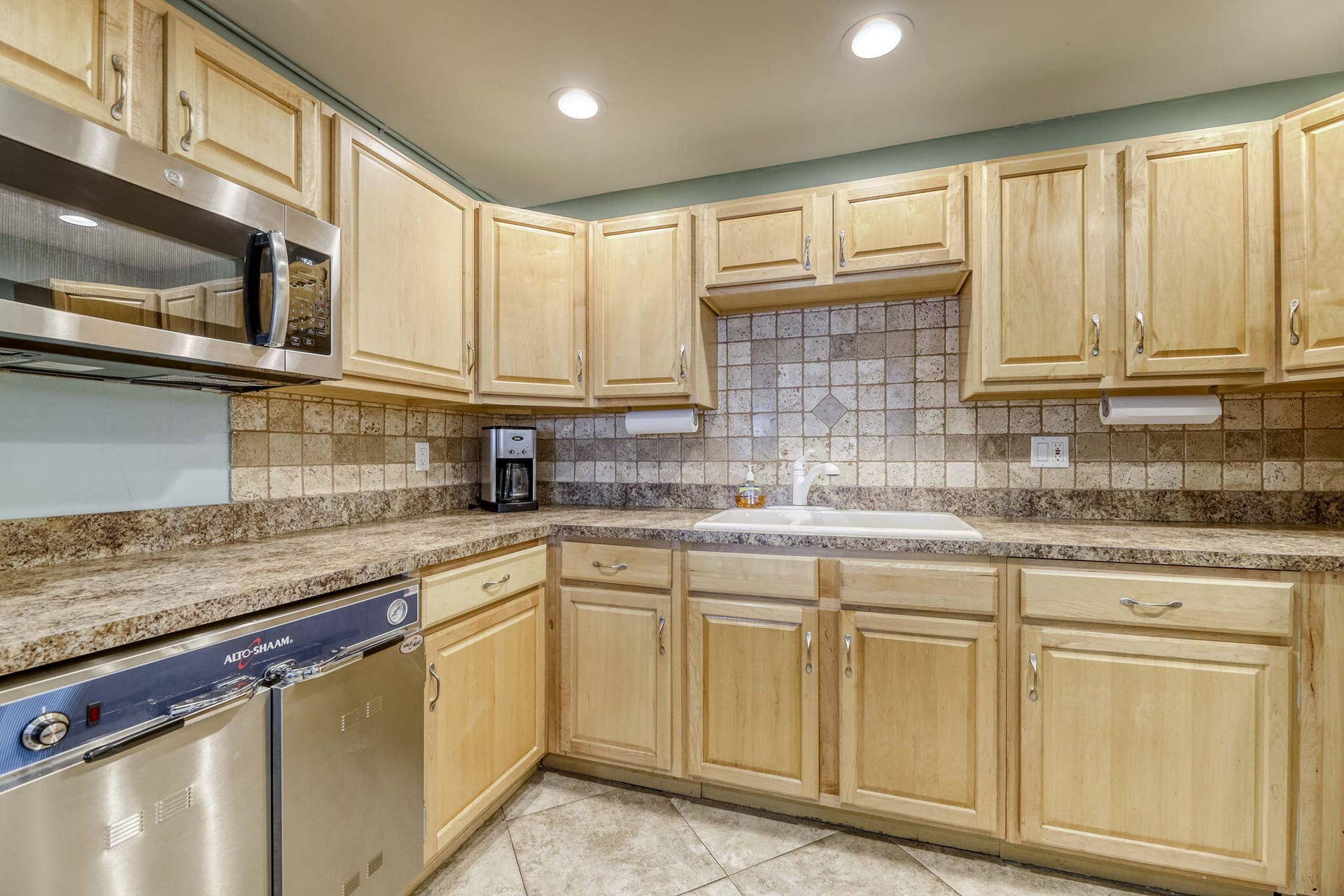 1050 HILLSBORO MILE, #702W, Hillsboro Beach, FL 33062 57-web-or-mls-71-print-73-print-08_3i0a0