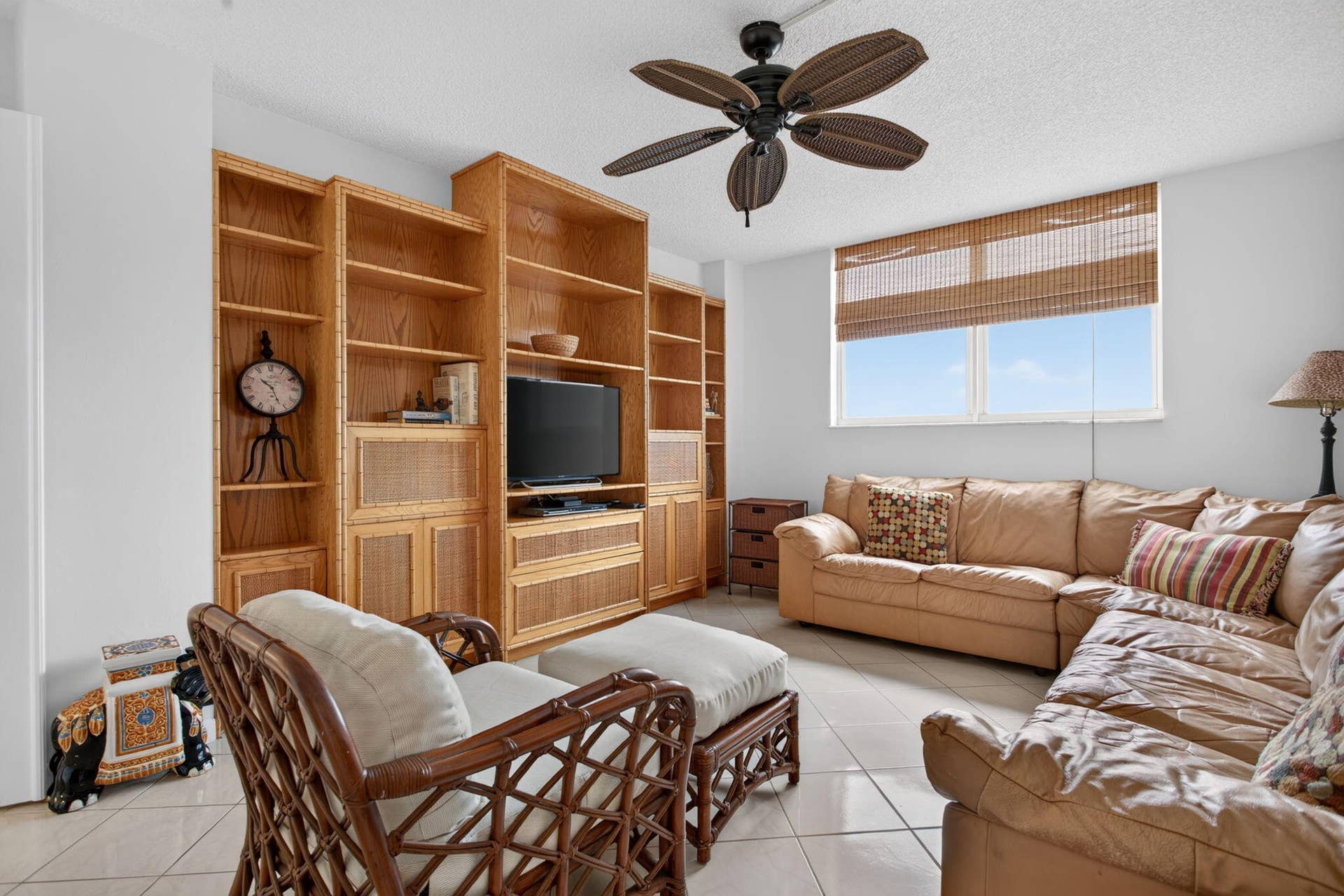1050 HILLSBORO MILE, #702W, Hillsboro Beach, FL 33062 11-web-or-mls-1050-9