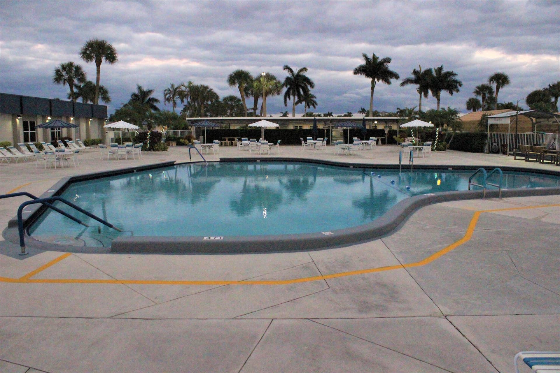 2731 E EMORY Drive E, #D, West Palm Beach, FL 33415 IMG_4392