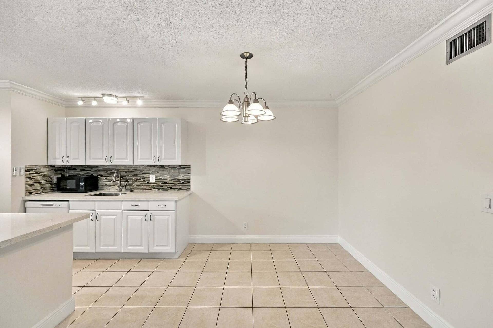 522 TRACE Circle, #212, Deerfield Beach, Deerfield Beach, FL 33441 17-453A9601