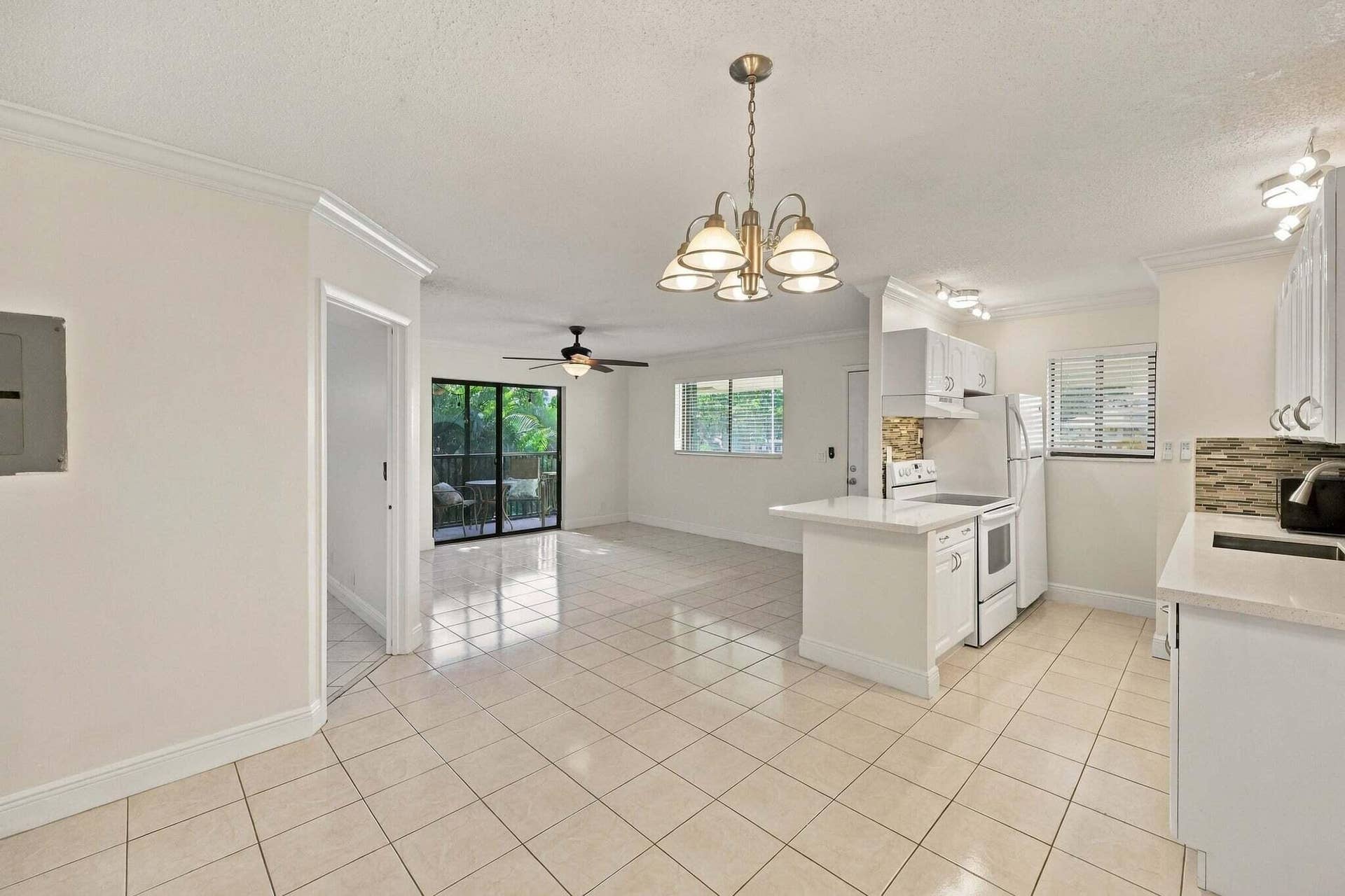 522 TRACE Circle, #212, Deerfield Beach, Deerfield Beach, FL 33441 21-453A9613