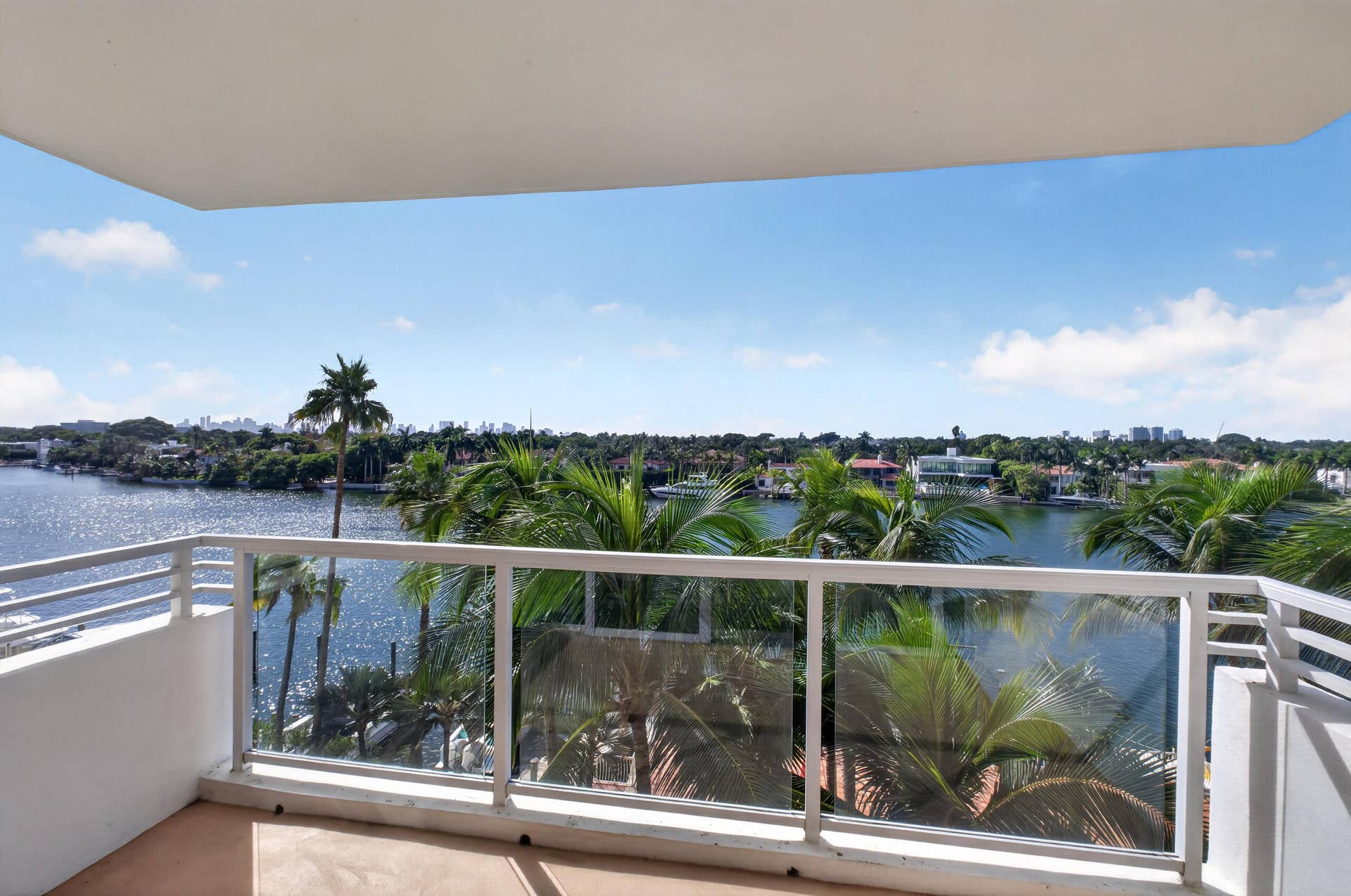5600 Collins Avenue, #6M, Miami Beach, FL 33140 11-print-DSCF0031