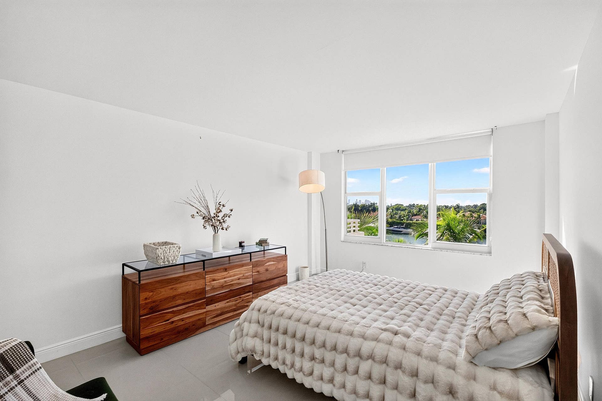 5600 Collins Avenue, #6M, Miami Beach, FL 33140 31-print-DSCF0091