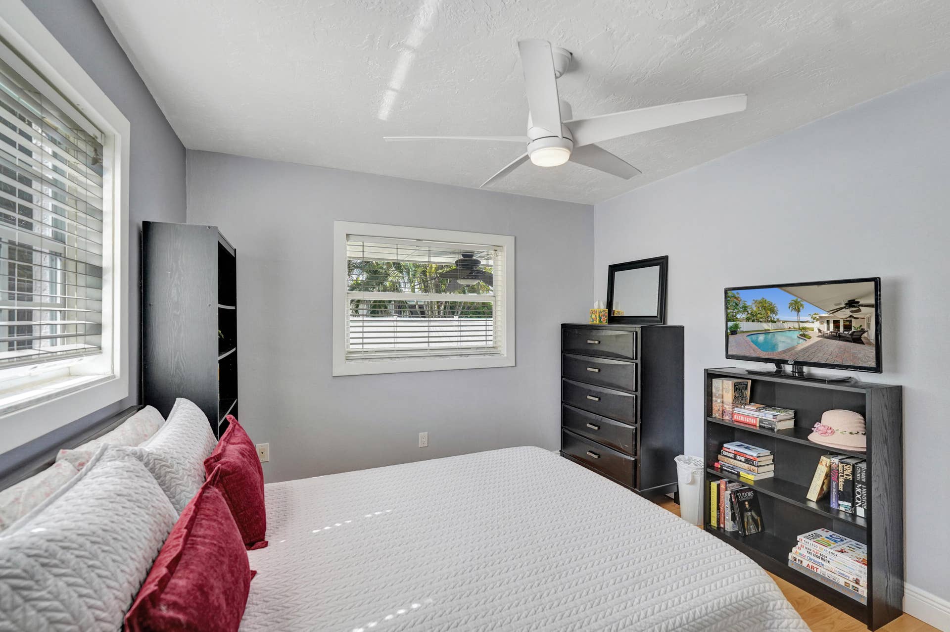 2000 NW 117TH Terrace, Pembroke Pines, FL 33026 60-print-DSC08019