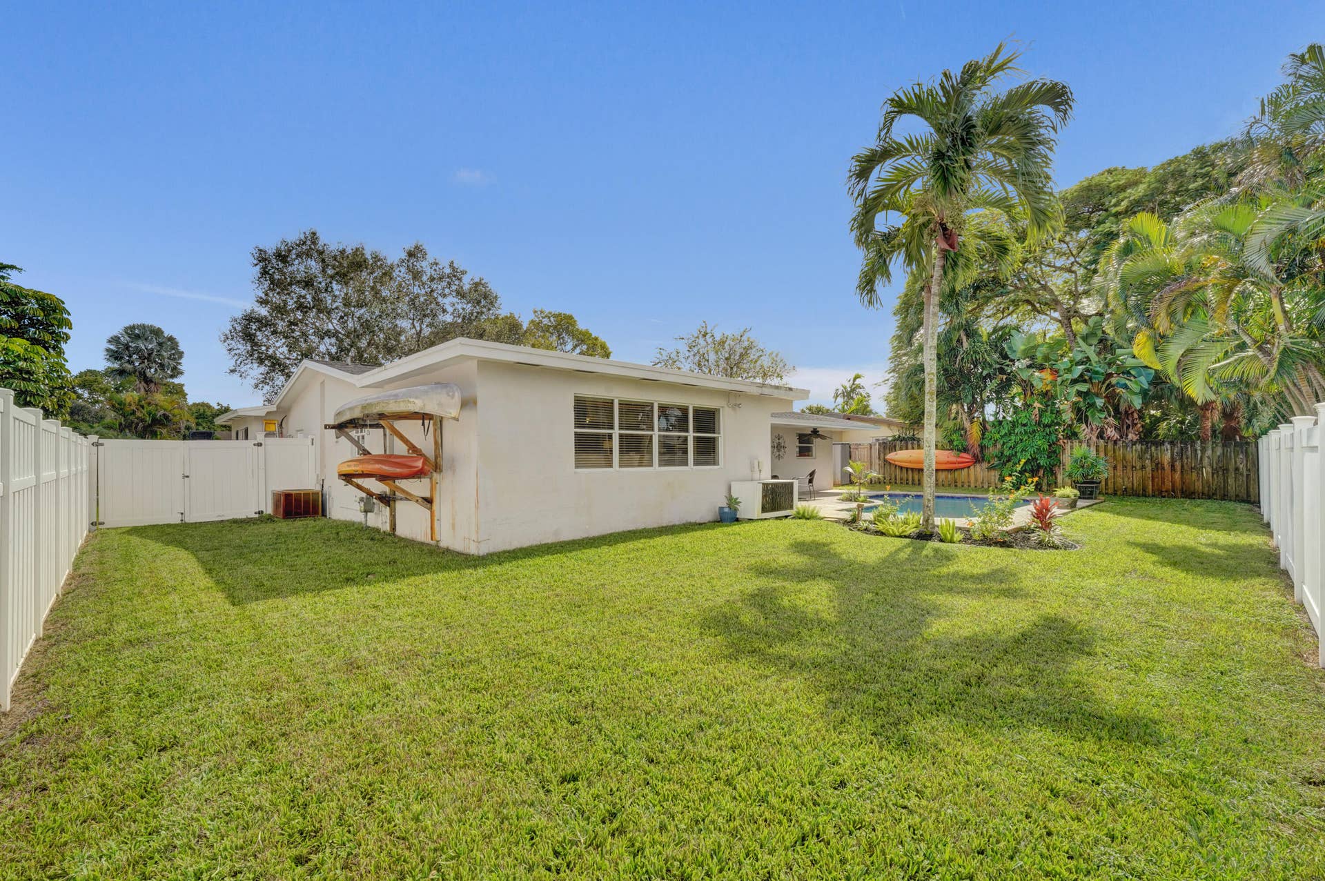 2000 NW 117TH Terrace, Pembroke Pines, FL 33026 85-print-DSC07989