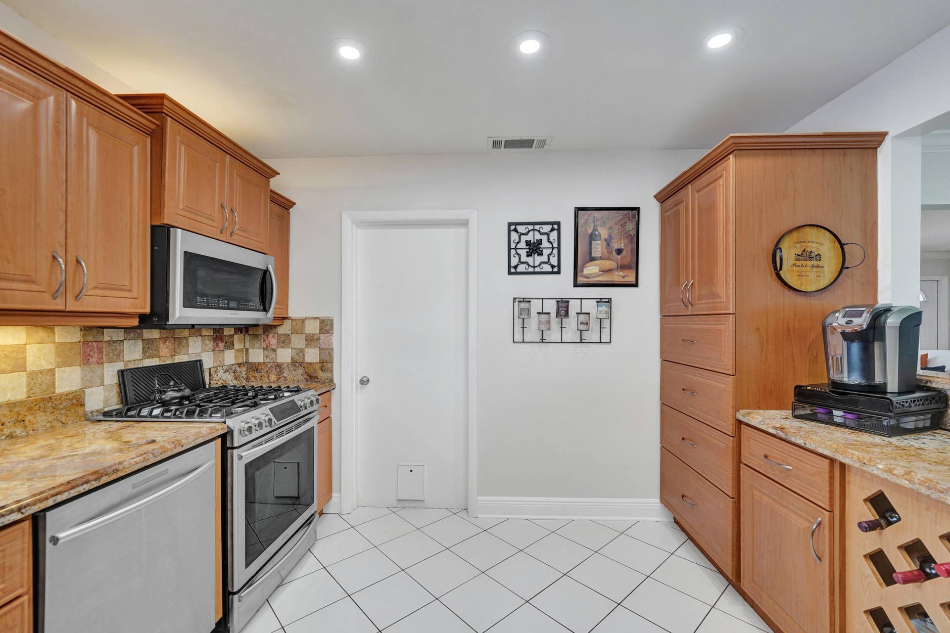 2000 NW 117TH Terrace, Pembroke Pines, FL 33026 43-print-DSC08112