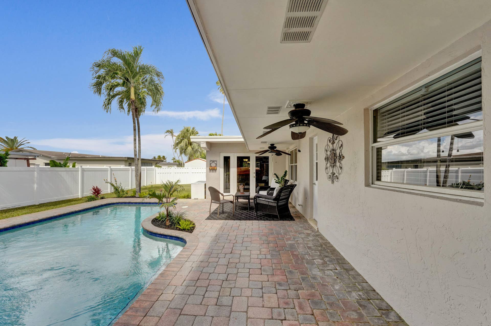 2000 NW 117TH Terrace, Pembroke Pines, FL 33026 75-print-DSC07959