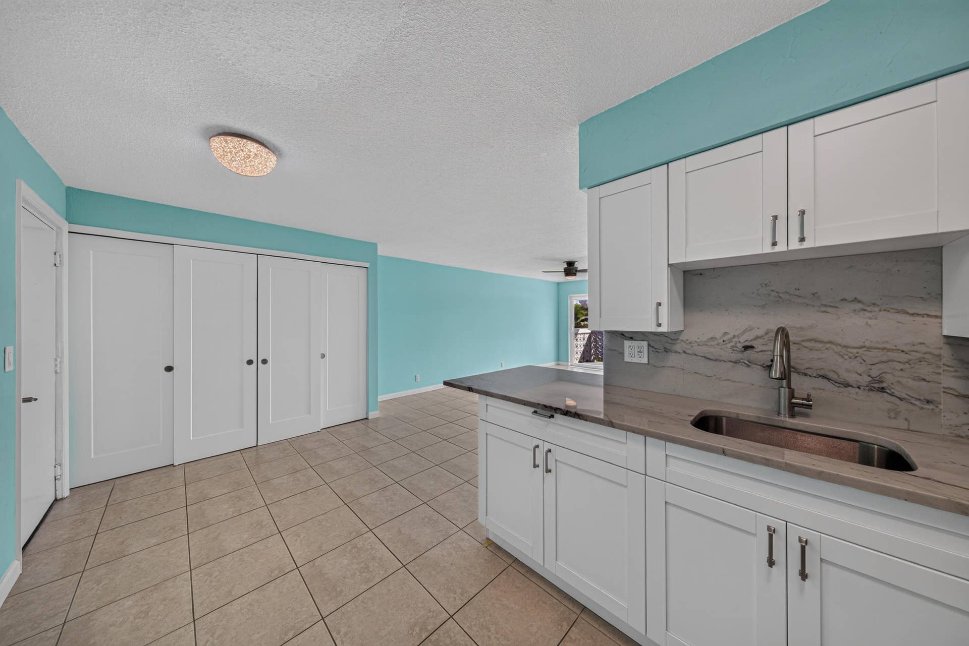 3220 BAYVIEW Drive, #314, Fort Lauderdale, Fort Lauderdale, FL 33306 Fantastic Granite Counters