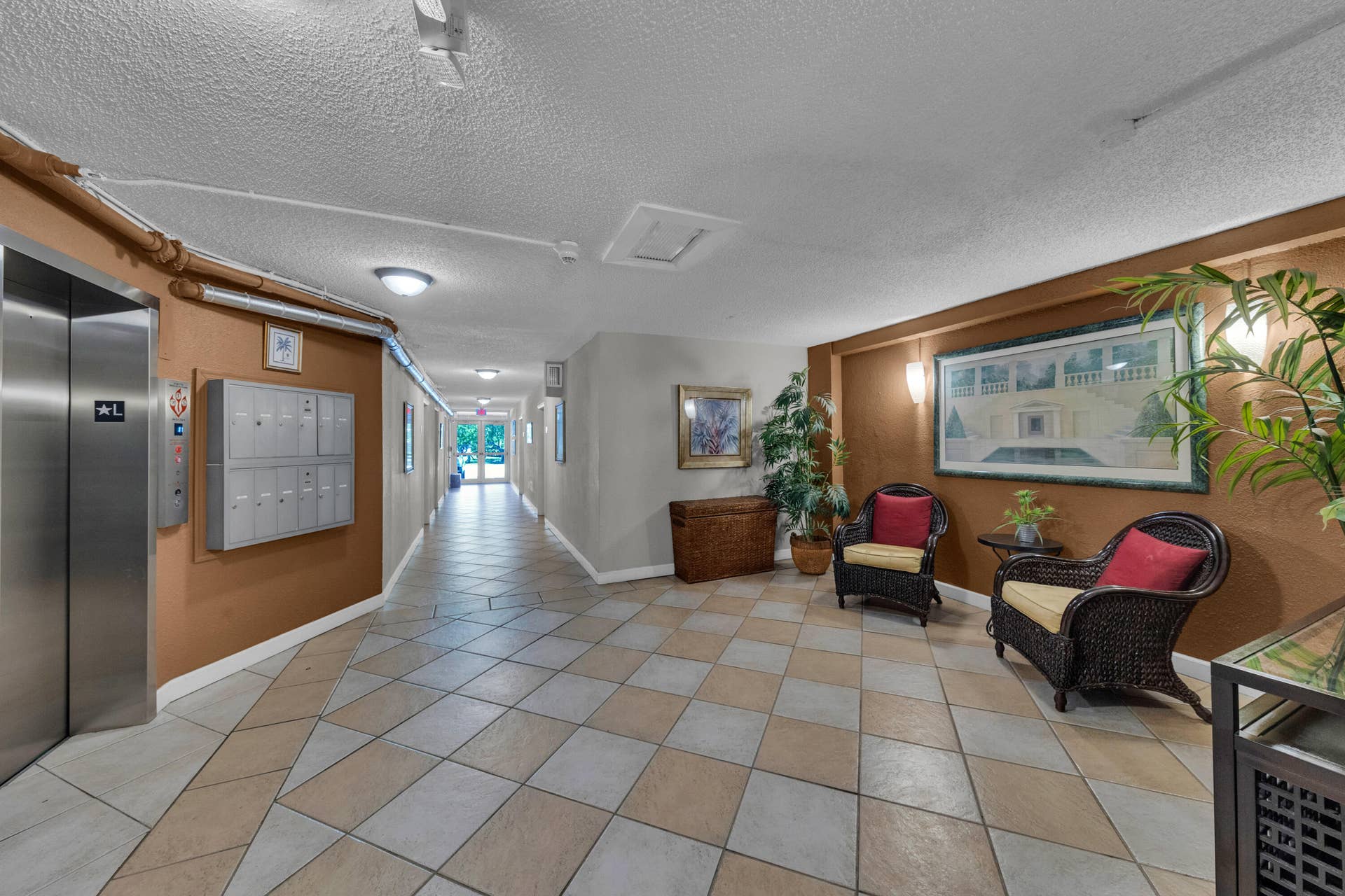 3220 BAYVIEW Drive, #314, Fort Lauderdale, Fort Lauderdale, FL 33306 Main Lobby