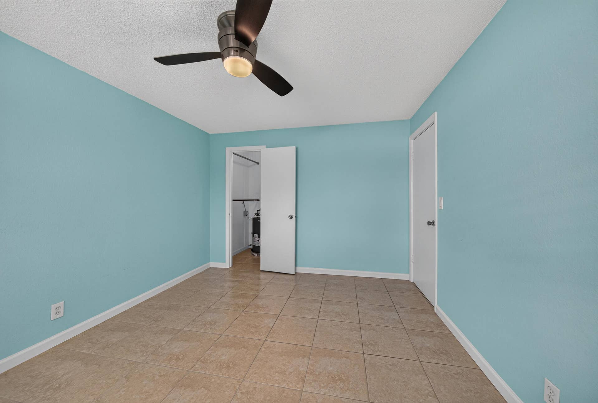 3220 BAYVIEW Drive, #314, Fort Lauderdale, Fort Lauderdale, FL 33306 Bedroom with Closet