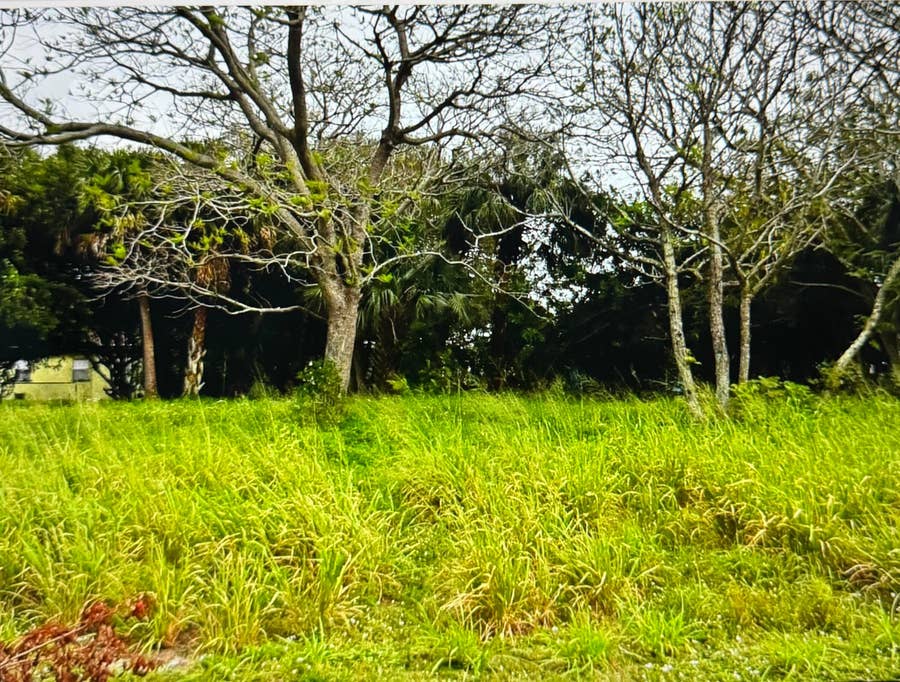 Property photo for 904 N 18TH Street, Fort Pierce, FL