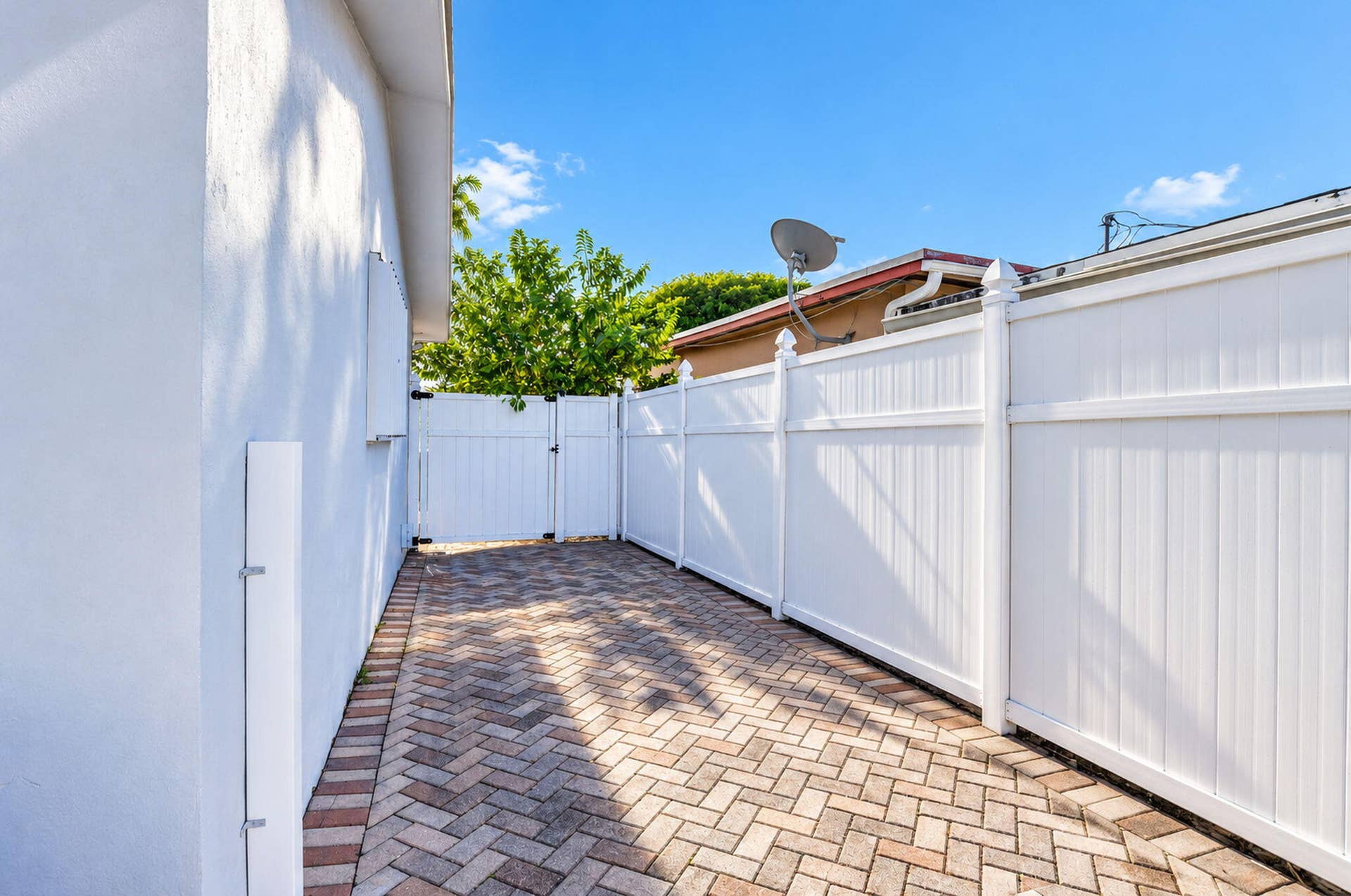 22287 SW 64TH Avenue, Boca Raton, Boca Raton, FL 33428 32-web-or-mls-DSC_9709
