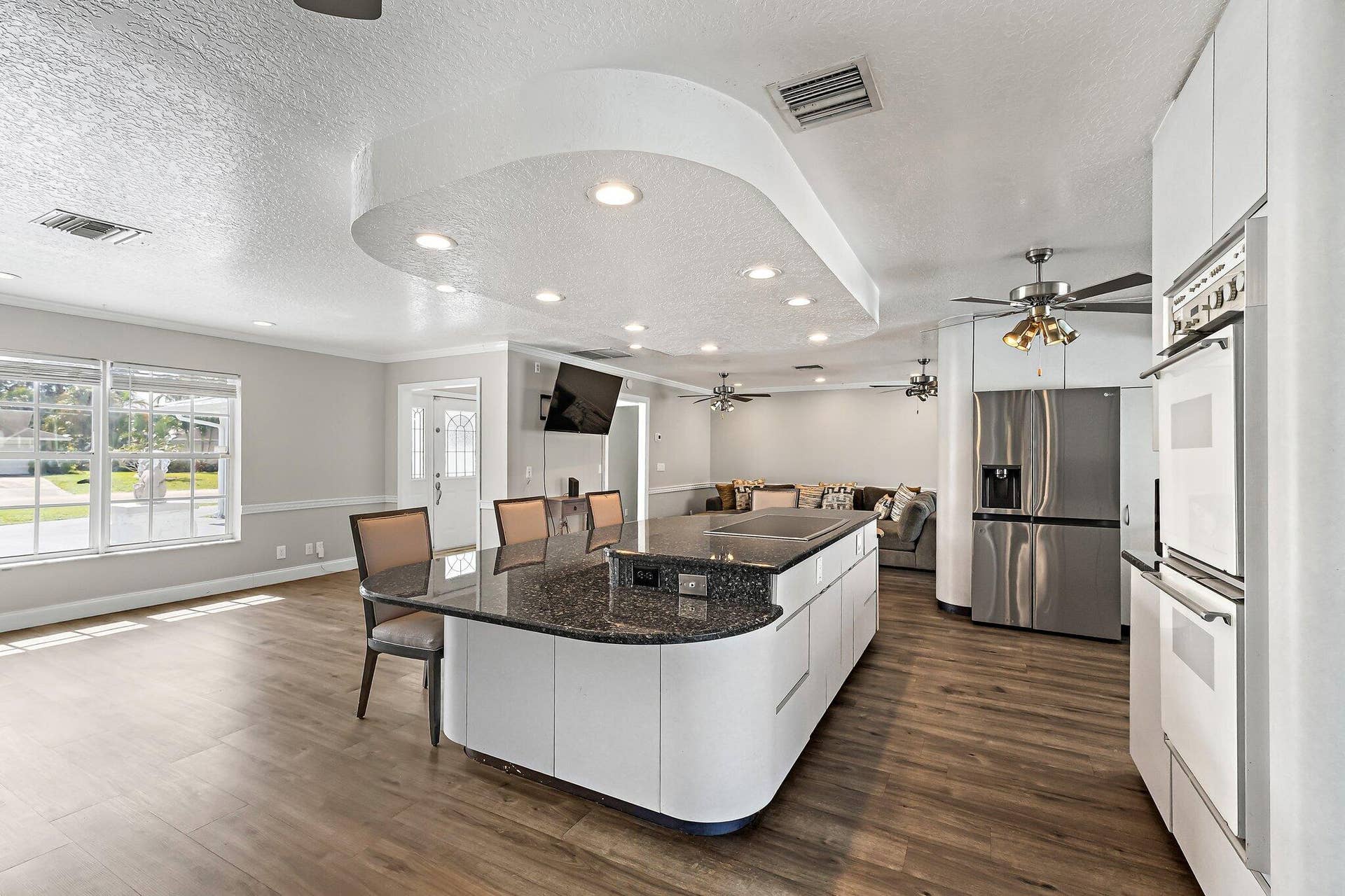 4837 Holly Drive, Palm Beach Gardens, FL 33418 4837 Holly Drive