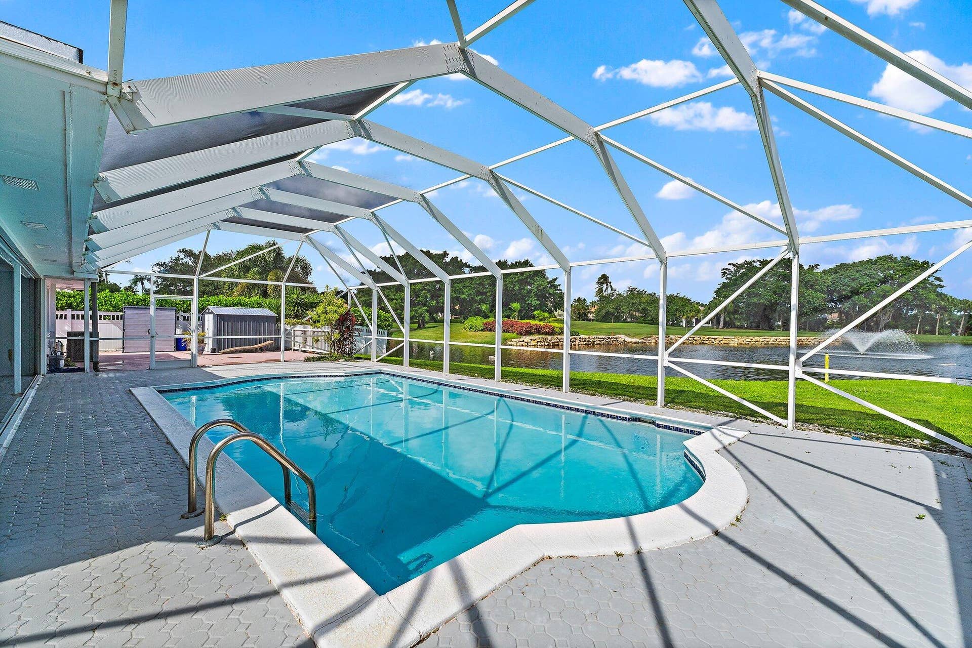 4837 Holly Drive, Palm Beach Gardens, FL 33418 4837 Holly Drive