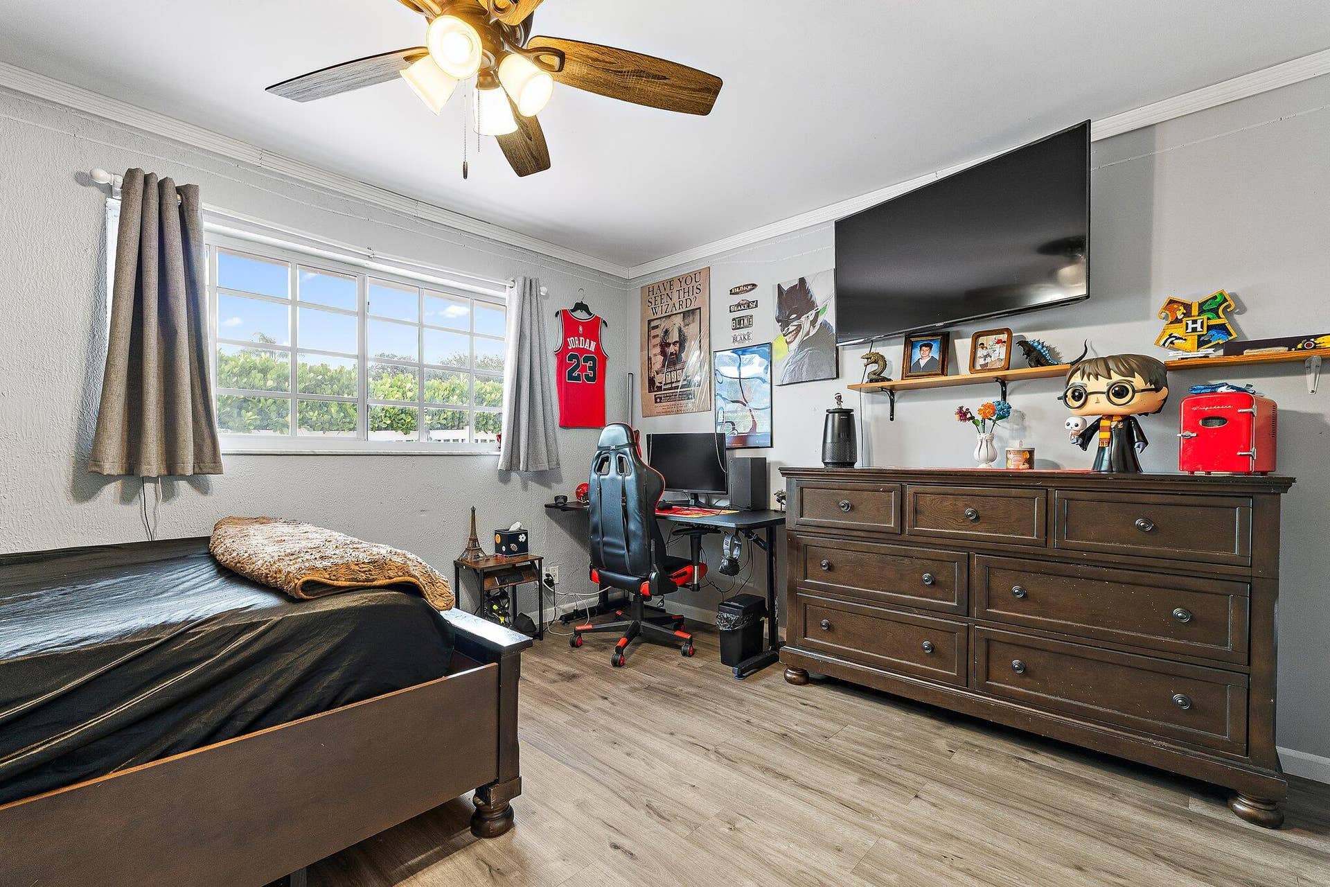 4837 Holly Drive, Palm Beach Gardens, FL 33418 4837 Holly Drive