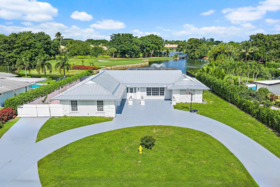 Property photo for 4837 Holly Drive, Palm Beach Gardens, FL