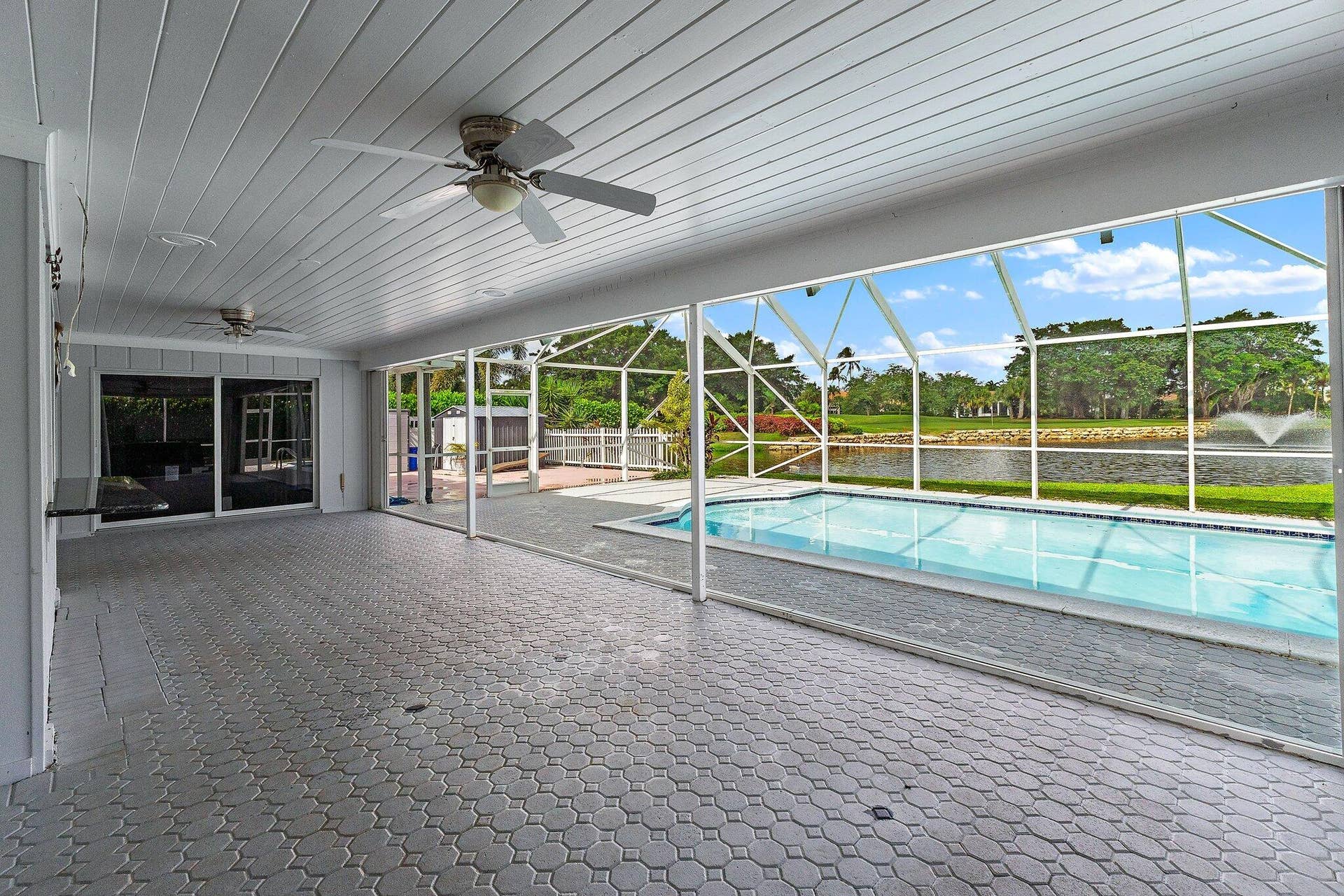 4837 Holly Drive, Palm Beach Gardens, FL 33418 4837 Holly Drive