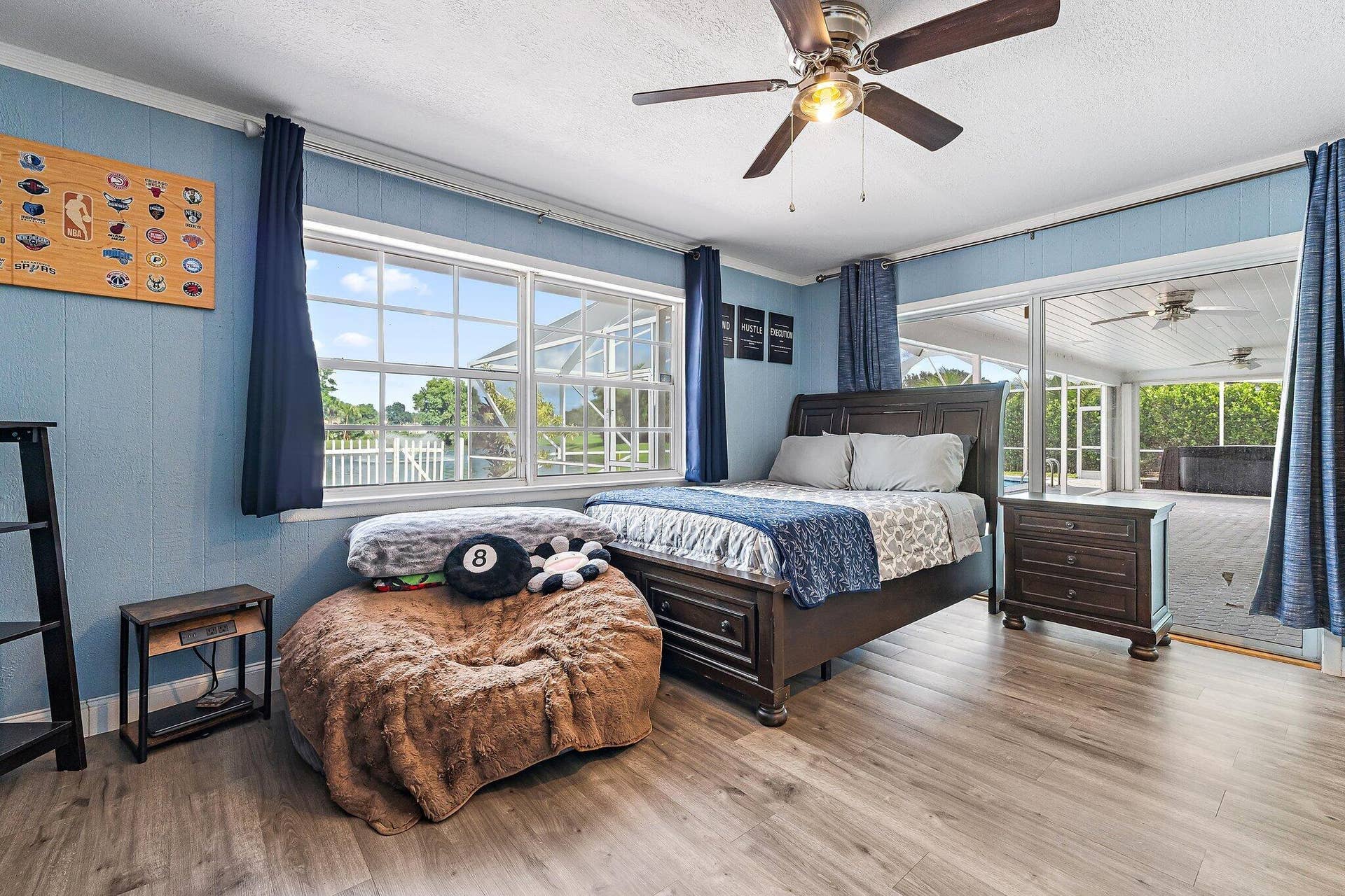 4837 Holly Drive, Palm Beach Gardens, FL 33418 4837 Holly Drive
