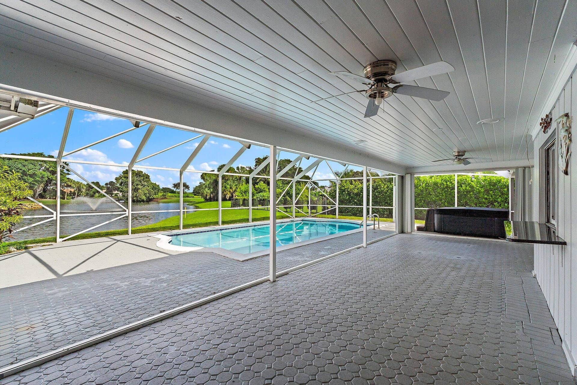 4837 Holly Drive, Palm Beach Gardens, FL 33418 4837 Holly Drive