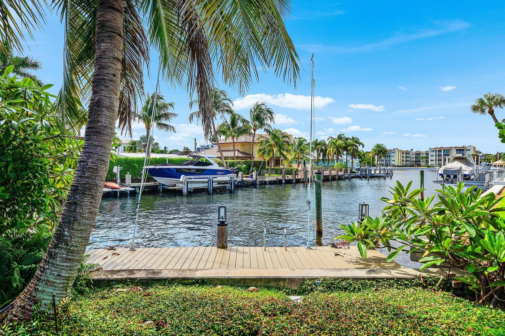 27 Hibiscus Way, Ocean Ridge, FL 33435 049-27HibiscusWay-OceanRidge-FL-33435-SM