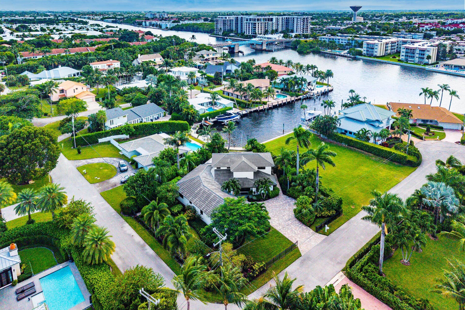 27 Hibiscus Way, Ocean Ridge, FL 33435 053-27HibiscusWay-OceanRidge-FL-33435-SM