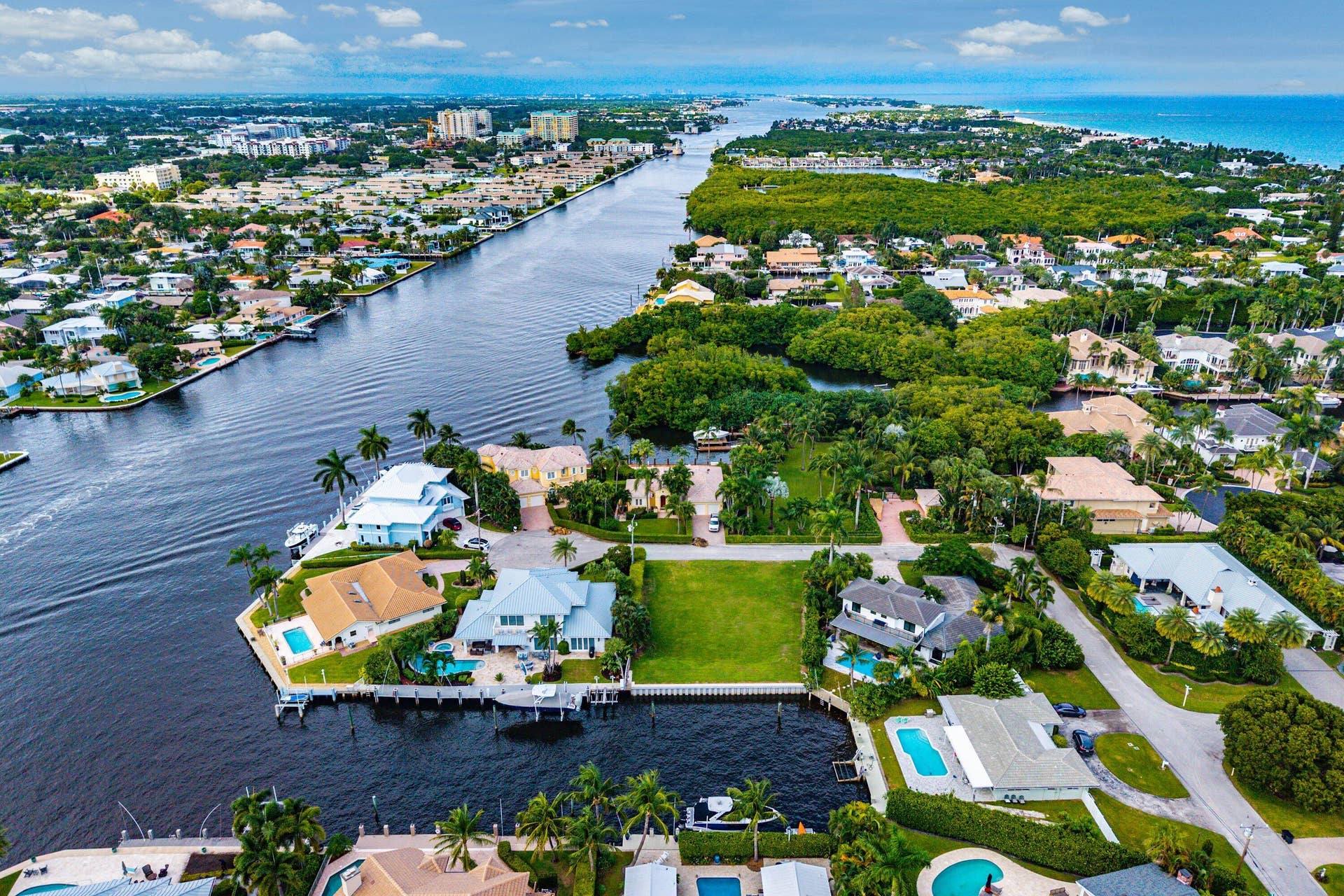 27 Hibiscus Way, Ocean Ridge, FL 33435 057-27HibiscusWay-OceanRidge-FL-33435-SM