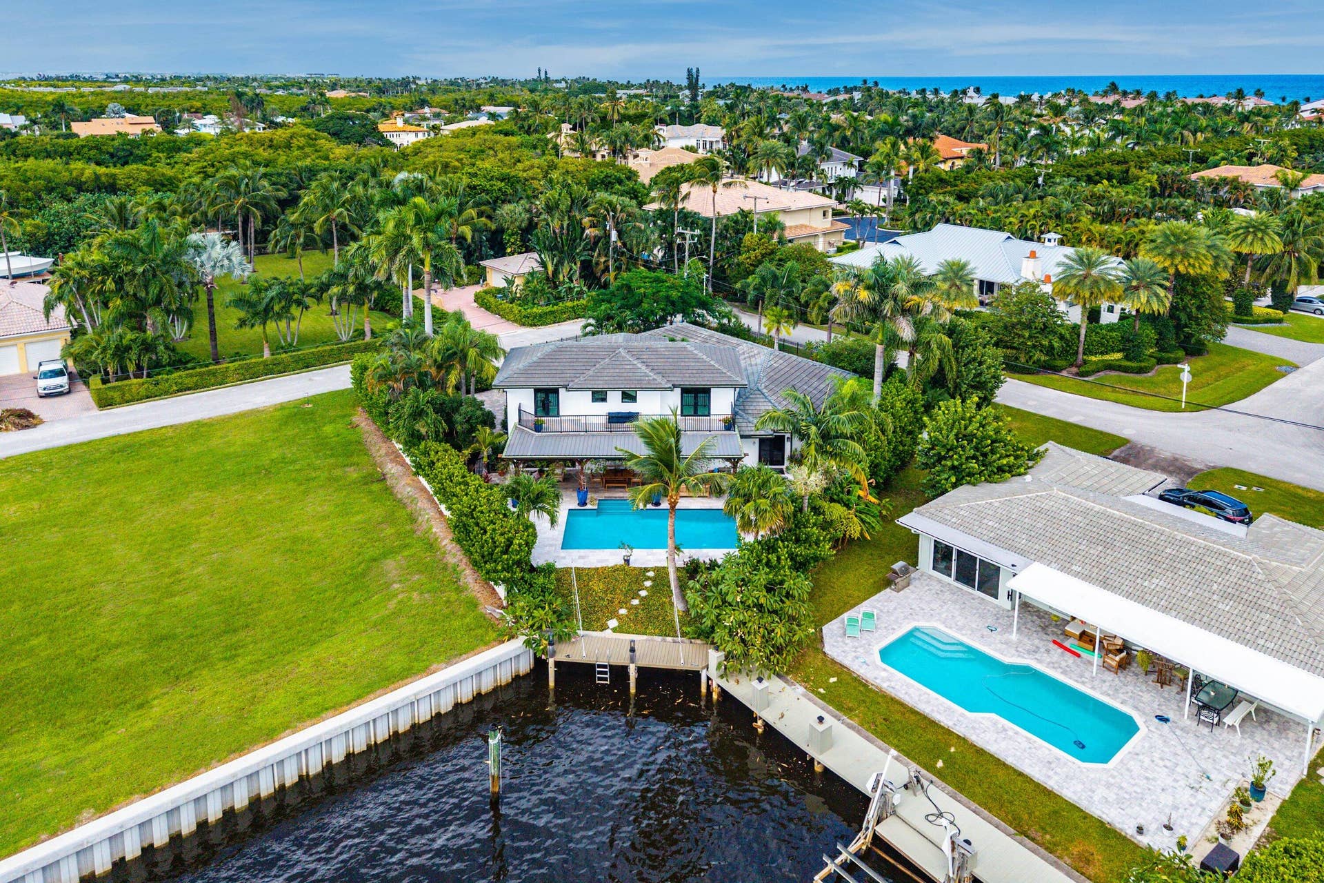 27 Hibiscus Way, Ocean Ridge, FL 33435 059-27HibiscusWay-OceanRidge-FL-33435-SM