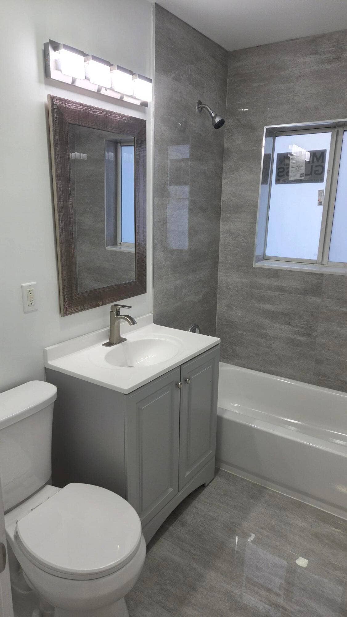 1791 LAUDERDALE MANOR Drive, Fort Lauderdale, FL 33311 3.