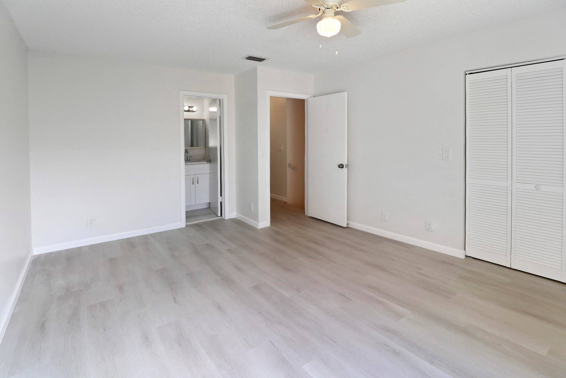 2590 Coral Springs Drive, Coral Springs, FL 33065 b6IMG_2645