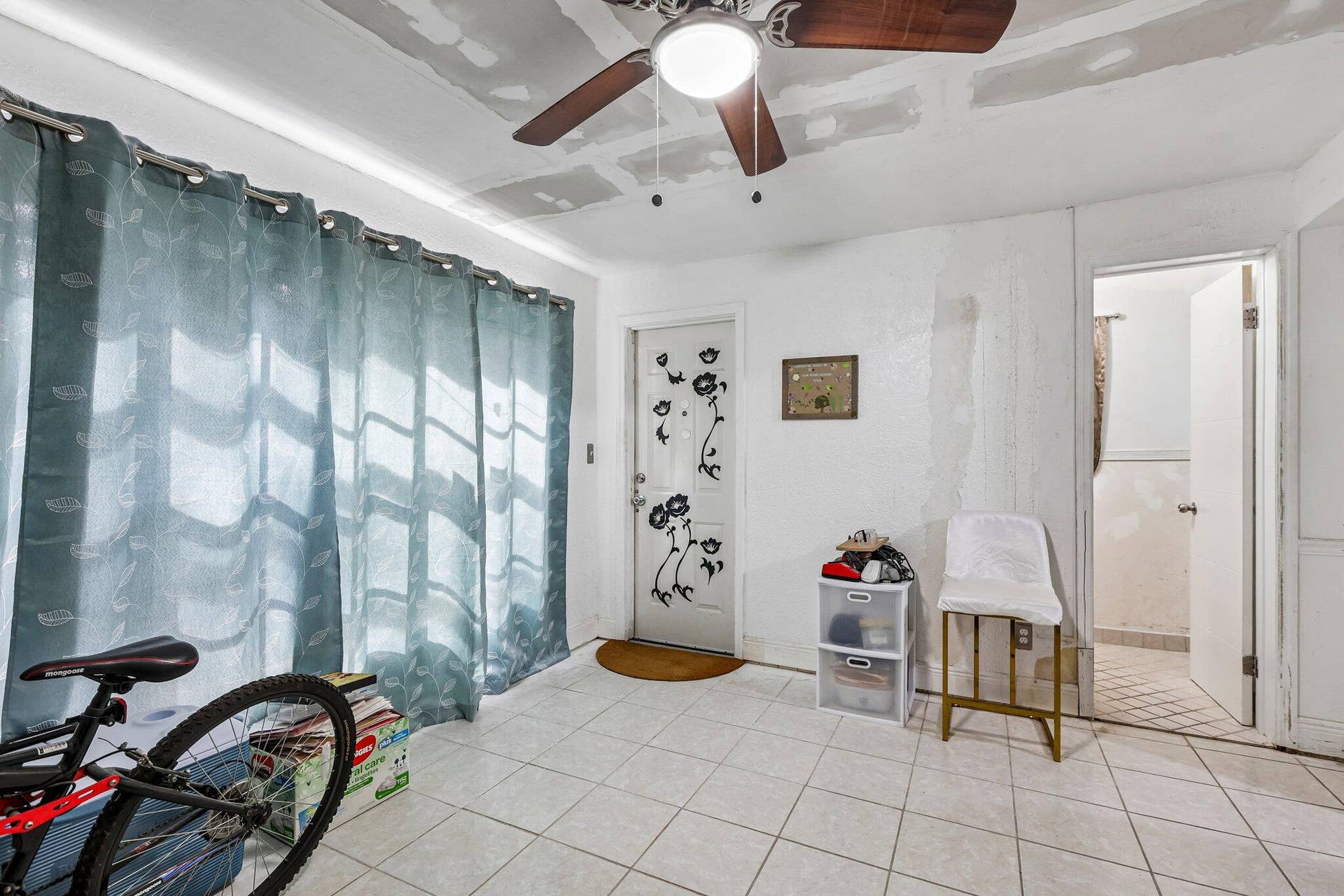 216 NE 26TH Court, Pompano Beach, FL 33064 22-web-or-mls-NE 26th Ct-S3010-022