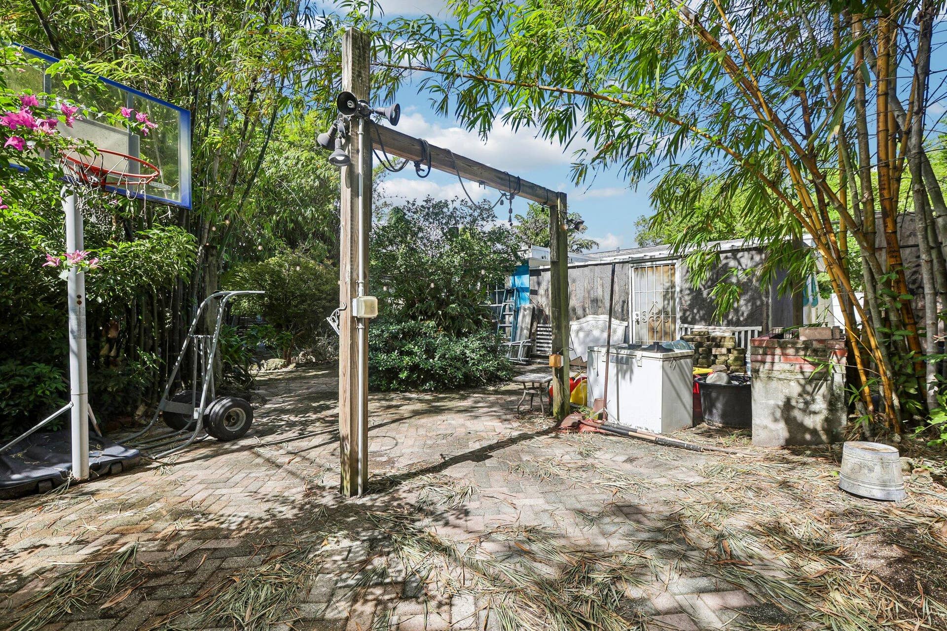 216 NE 26TH Court, Pompano Beach, FL 33064 25-web-or-mls-NE 26th Ct-S3010-025