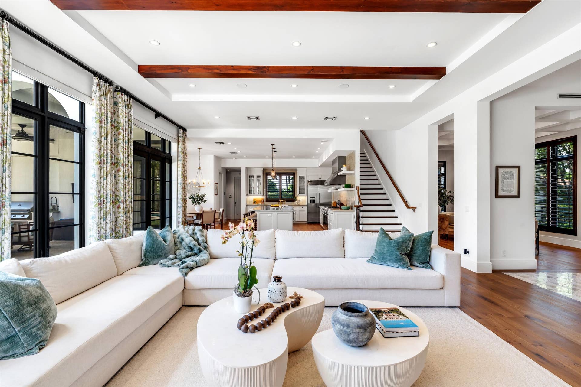 898 HIBISCUS Street, Boca Raton, FL 33486 LIVING_STRAIGHT_TO_KITCHEN