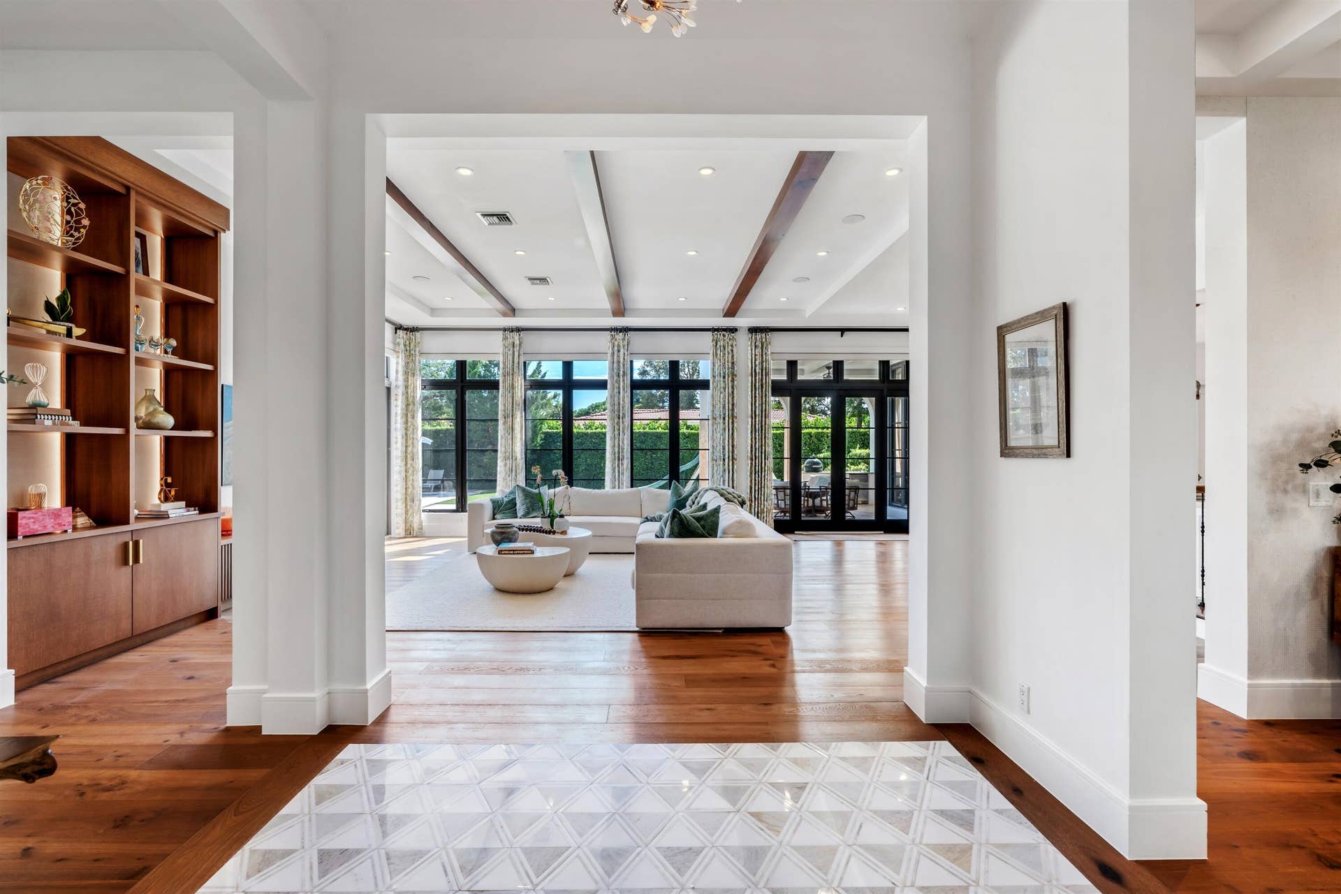 898 HIBISCUS Street, Boca Raton, FL 33486 FOYER_STRAIGHT_TO_LIVING