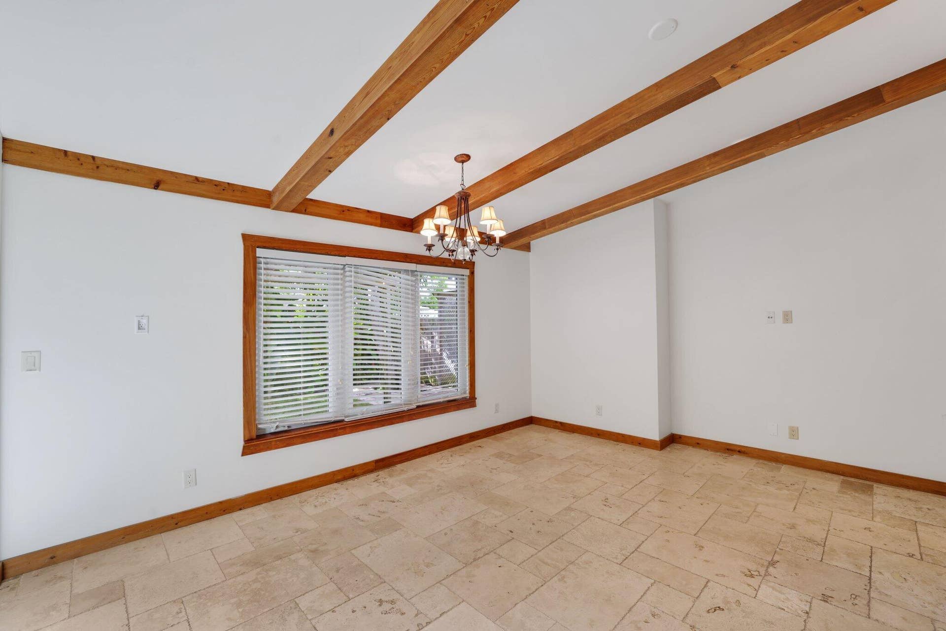 42 Palm Square, Delray Beach, FL 33483 DIning | Living