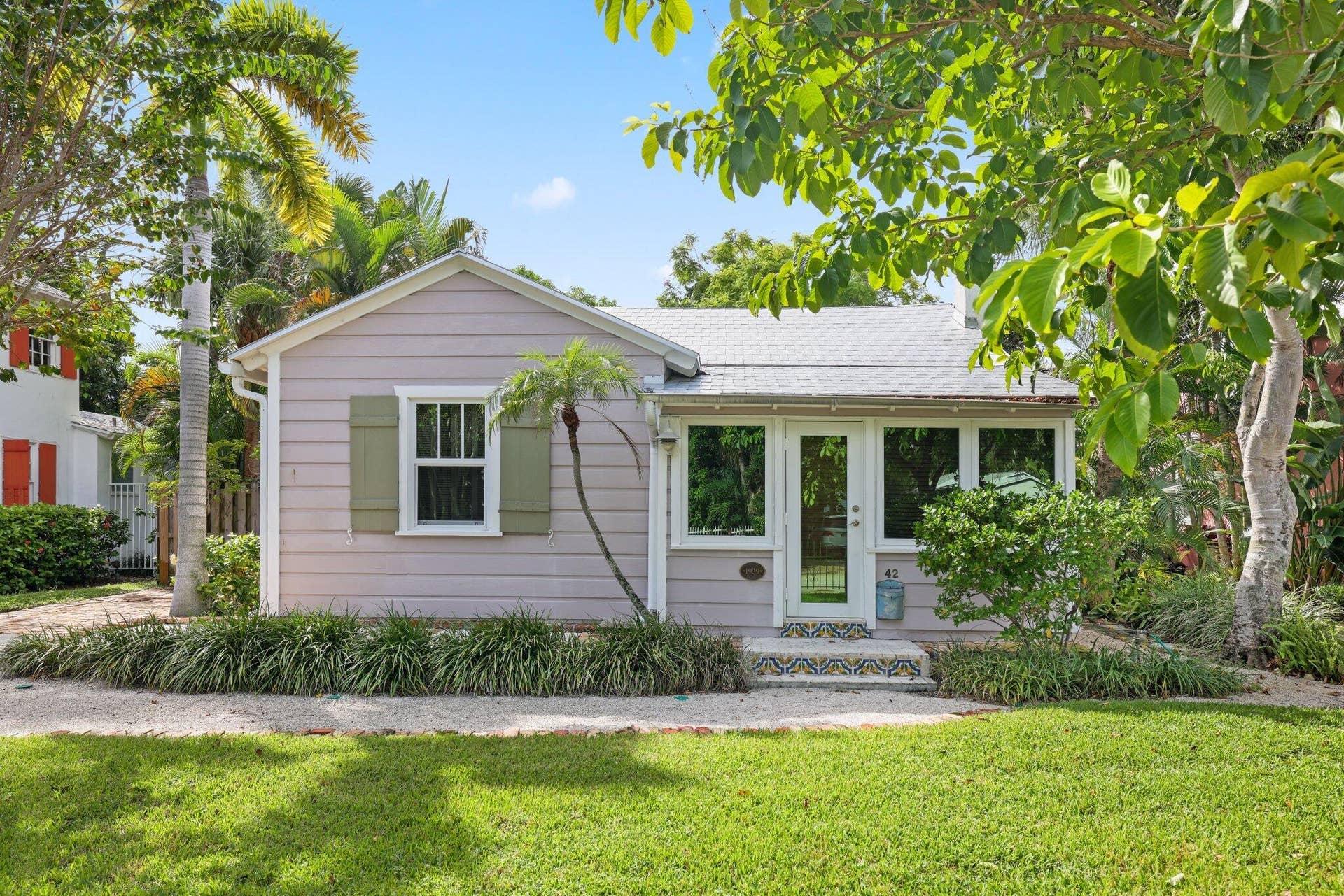42 Palm Square, Delray Beach, FL 33483 42 Palm Square - 1.jpg-SMALL