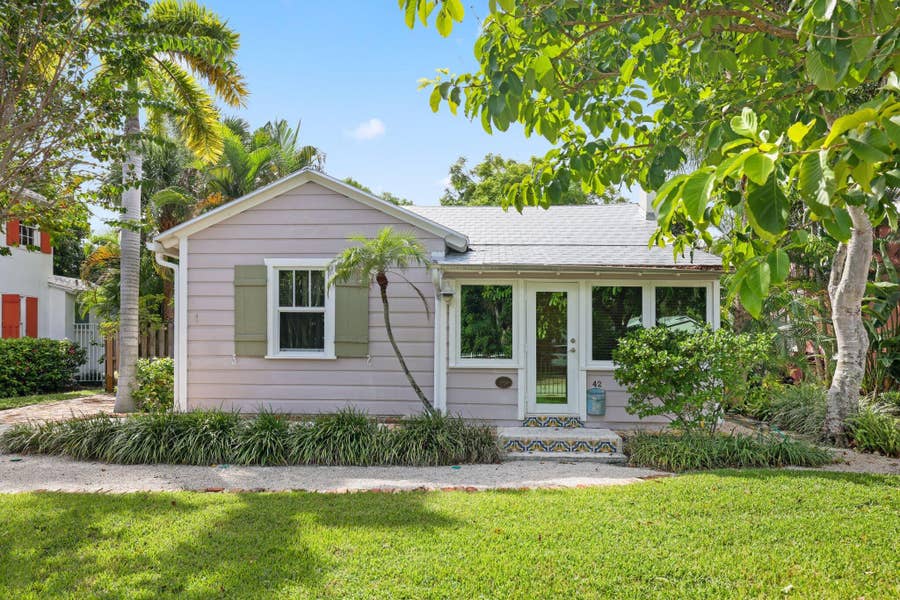 Property photo for 42 Palm Square, Delray Beach, FL