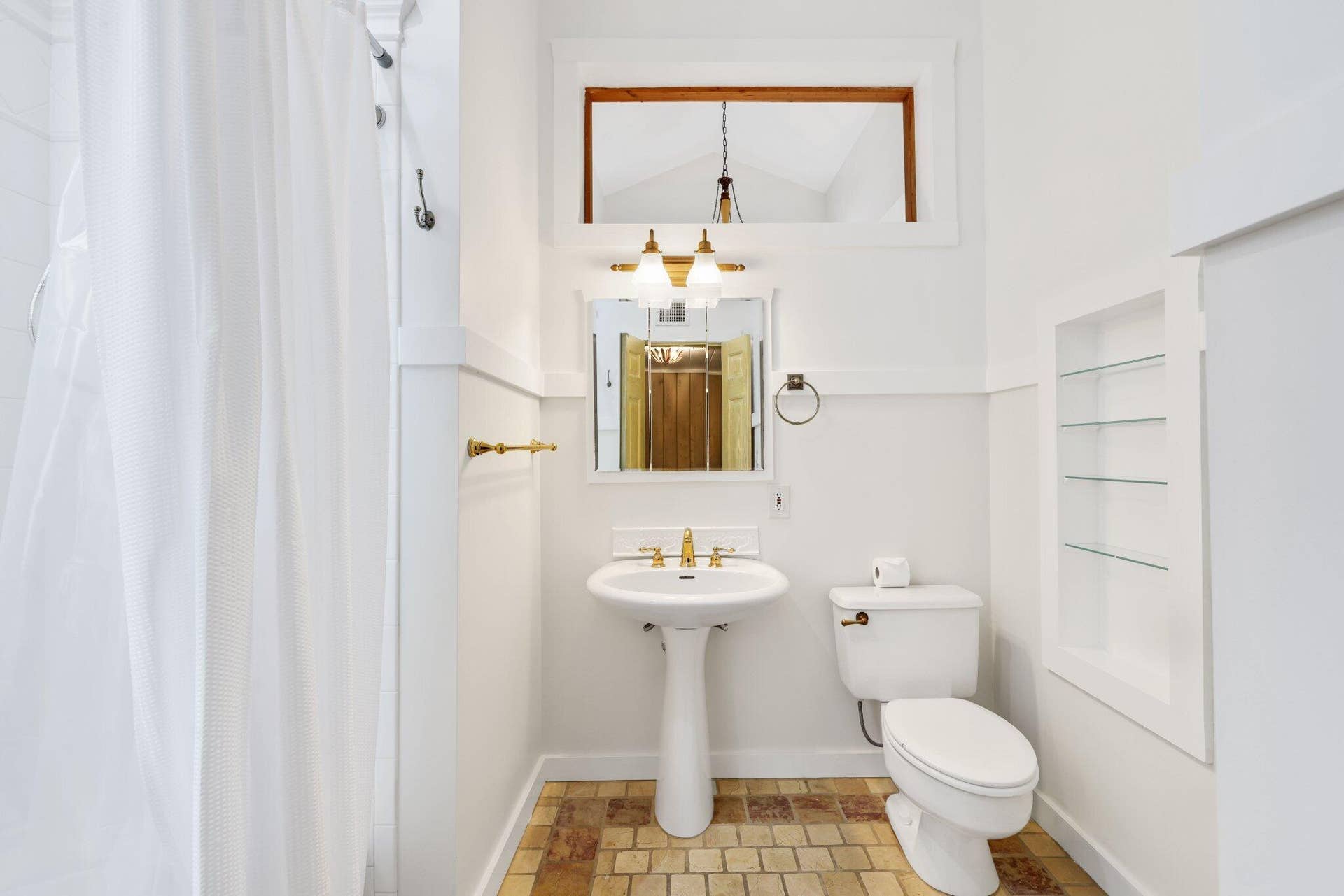 42 Palm Square, Delray Beach, FL 33483 Primary Bathroom
