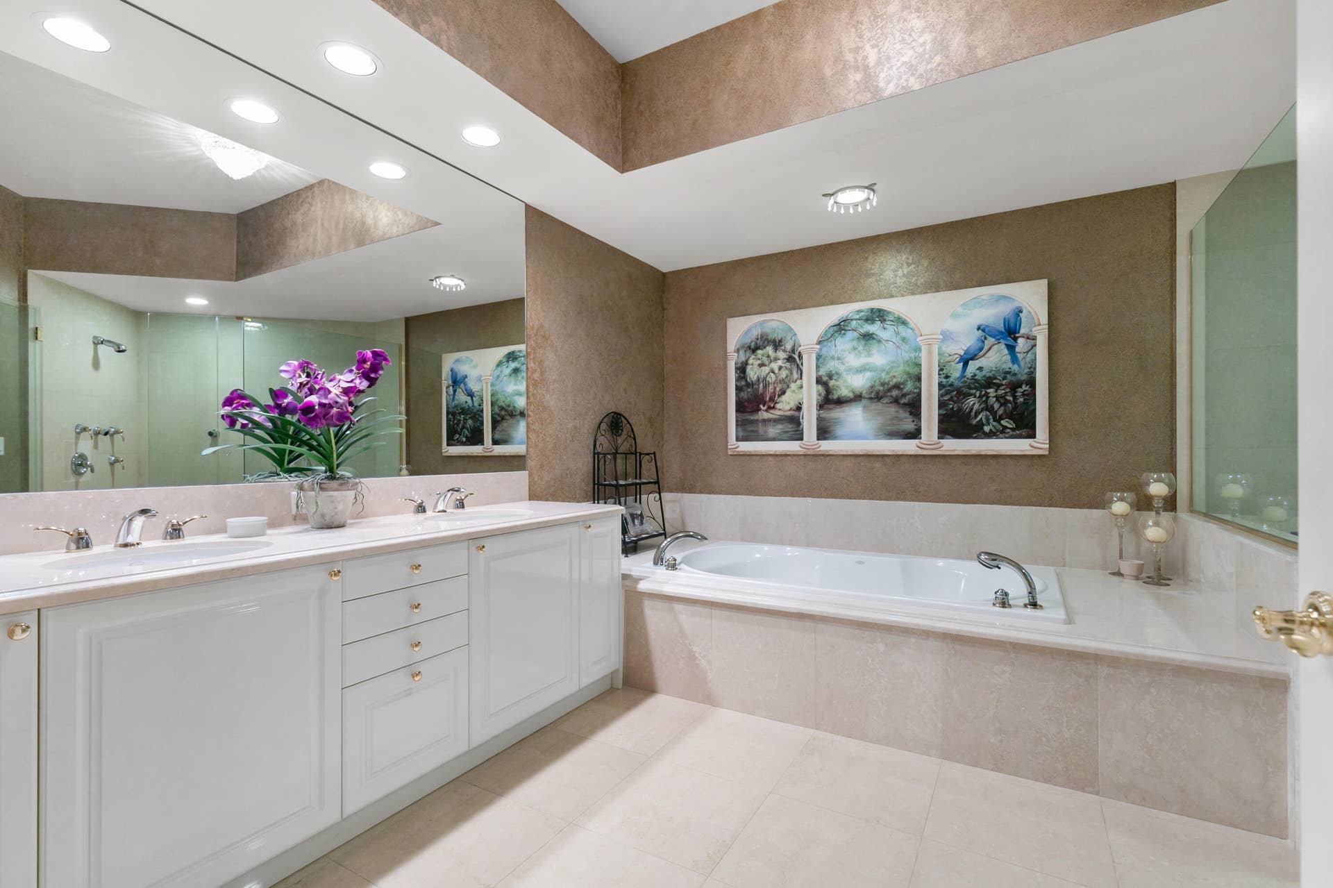 1063 Hillsboro Mile, #707, Hillsboro Beach, FL 33062 Primary ensuite luxury spa bath