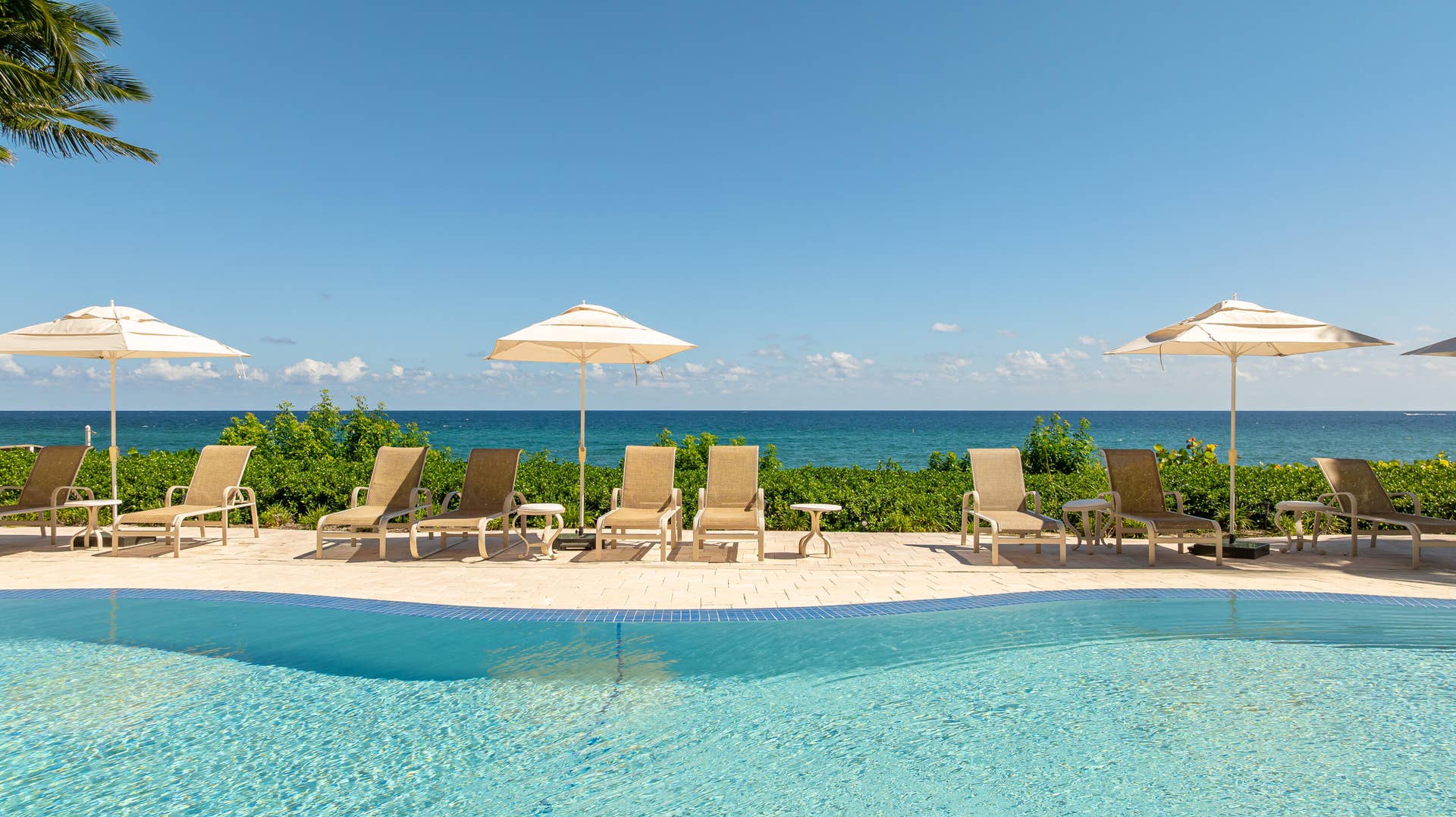 1063 Hillsboro Mile, #707, Hillsboro Beach, FL 33062 Resort style infinity pool area