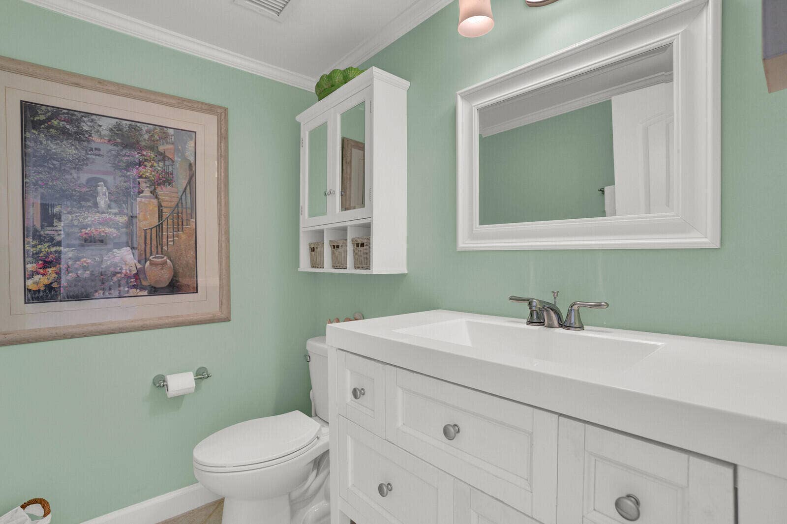 132 LAKESHORE Drive, #617, North Palm Beach, FL 33408 Guest Bath