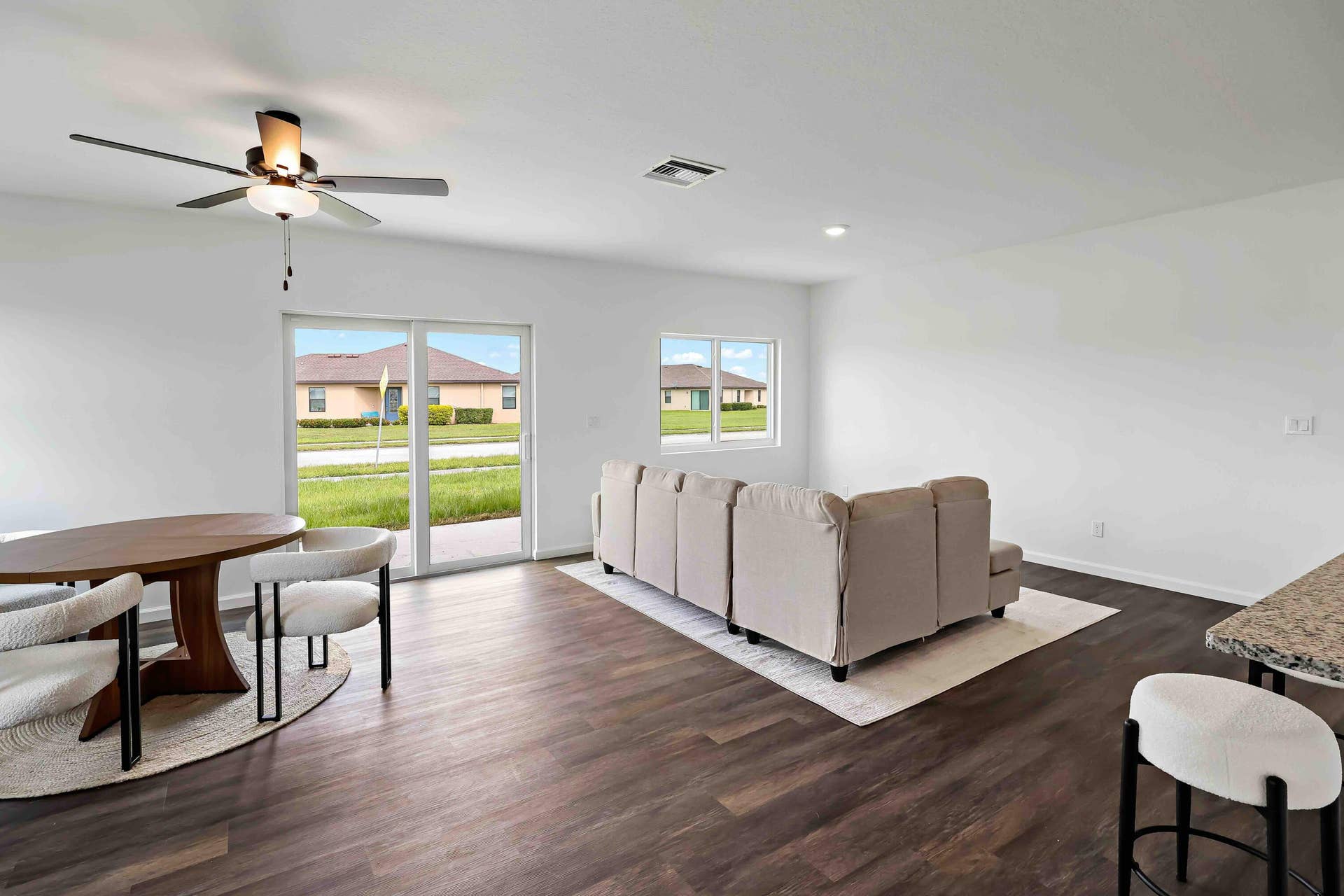 1860 JOYFUL Circle, Fort Pierce, FL 34947 FK7A6440