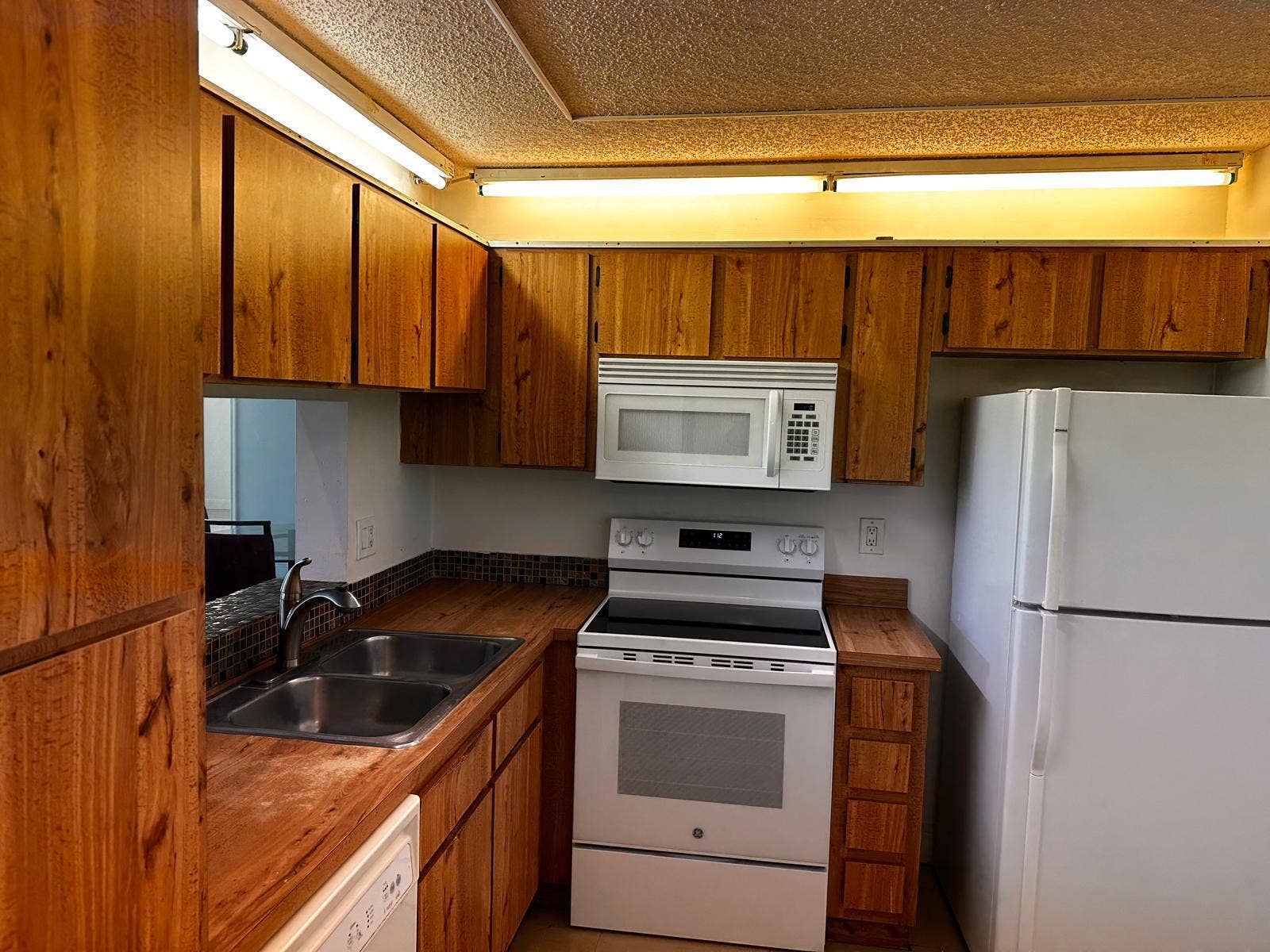 2423 NW 83rd Drive, #Unit 113, Coral Springs, FL 33071 PHOTO-2026-06-01-17-25-05 (3)