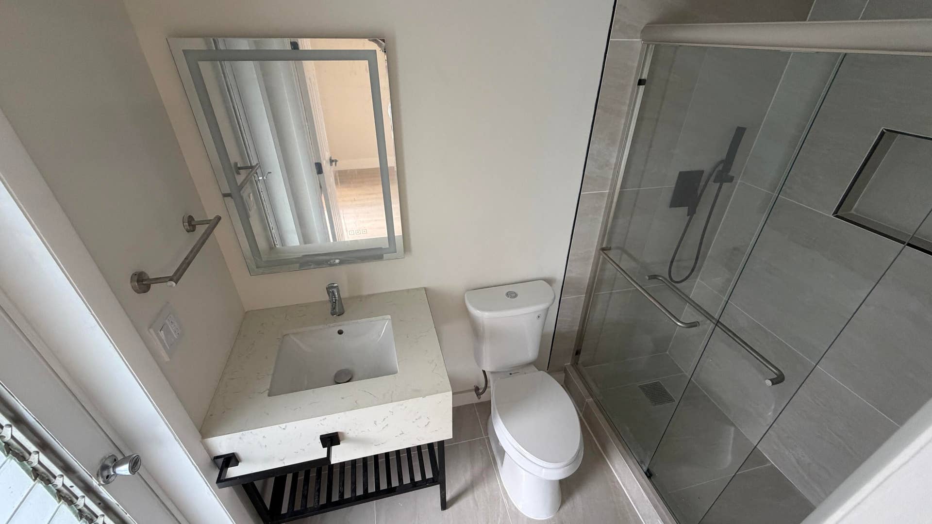 8270 NW 66TH Terrace, Tamarac, FL 33321 3rd bathroom