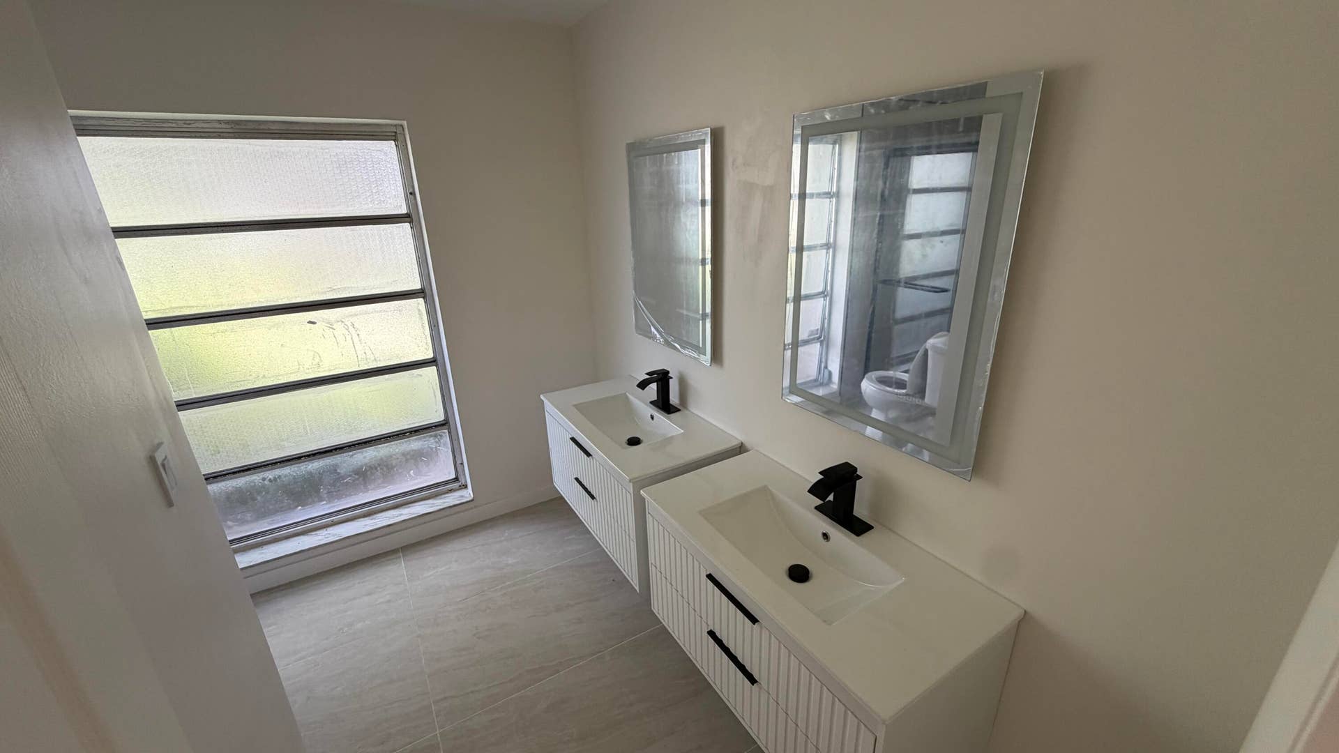 8270 NW 66TH Terrace, Tamarac, FL 33321 Master Bathroom