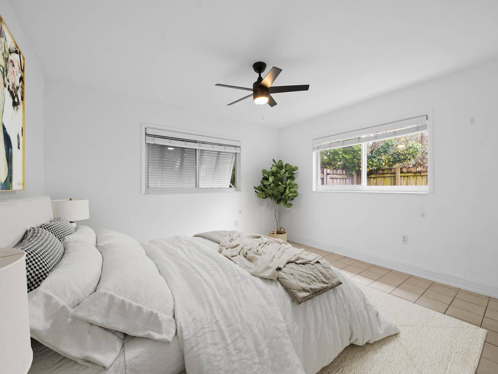 4031 NE 15TH Avenue, Oakland Park, FL 33334 Virtually staged