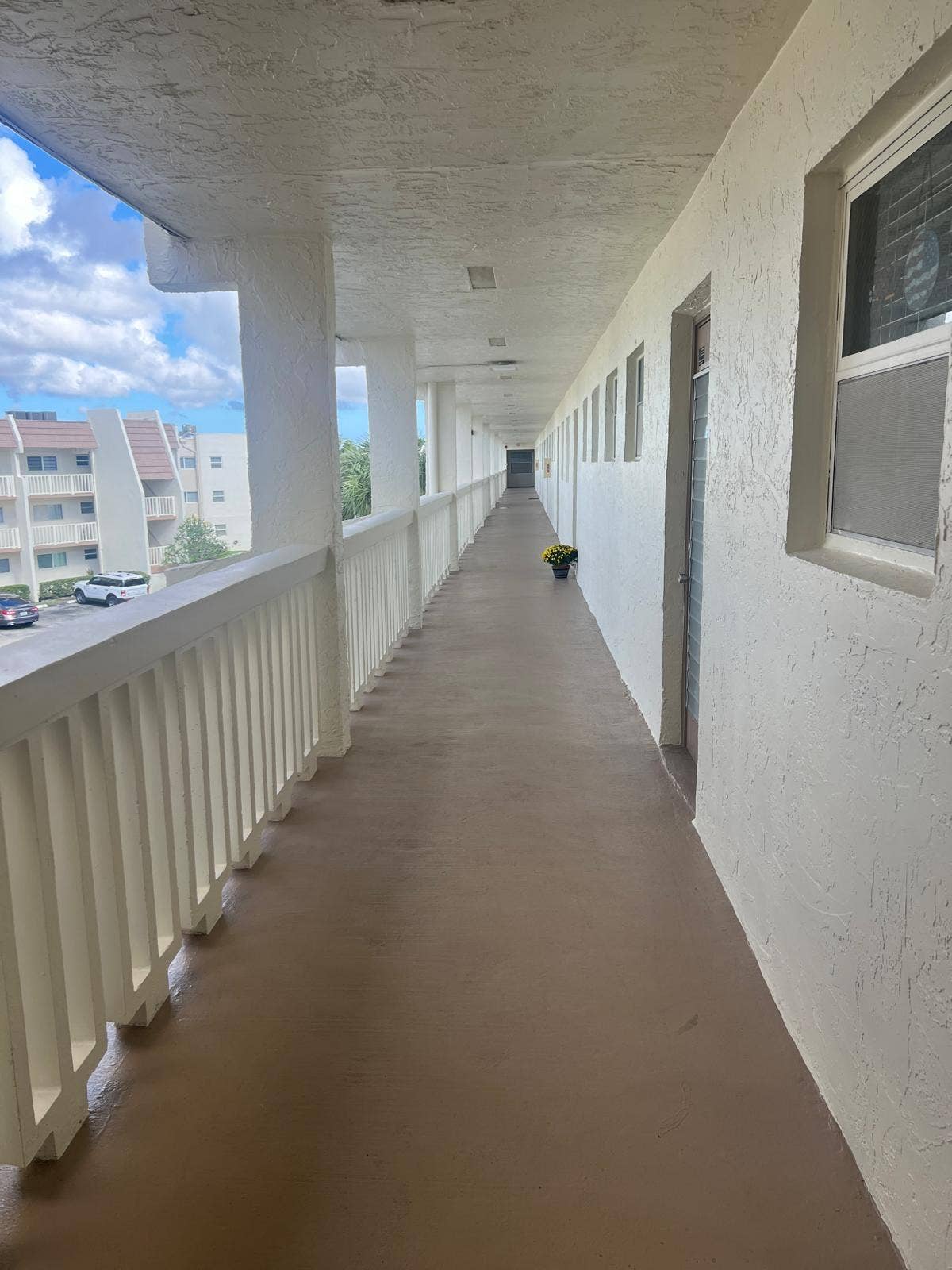 6770 Royal Palm Boulevard, #305L, Margate, FL 33063 catwalk