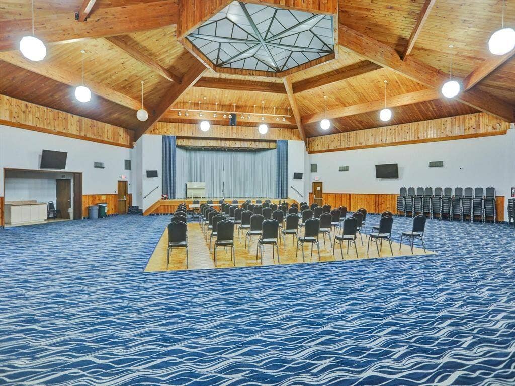 6770 Royal Palm Boulevard, #305L, Margate, FL 33063 theater