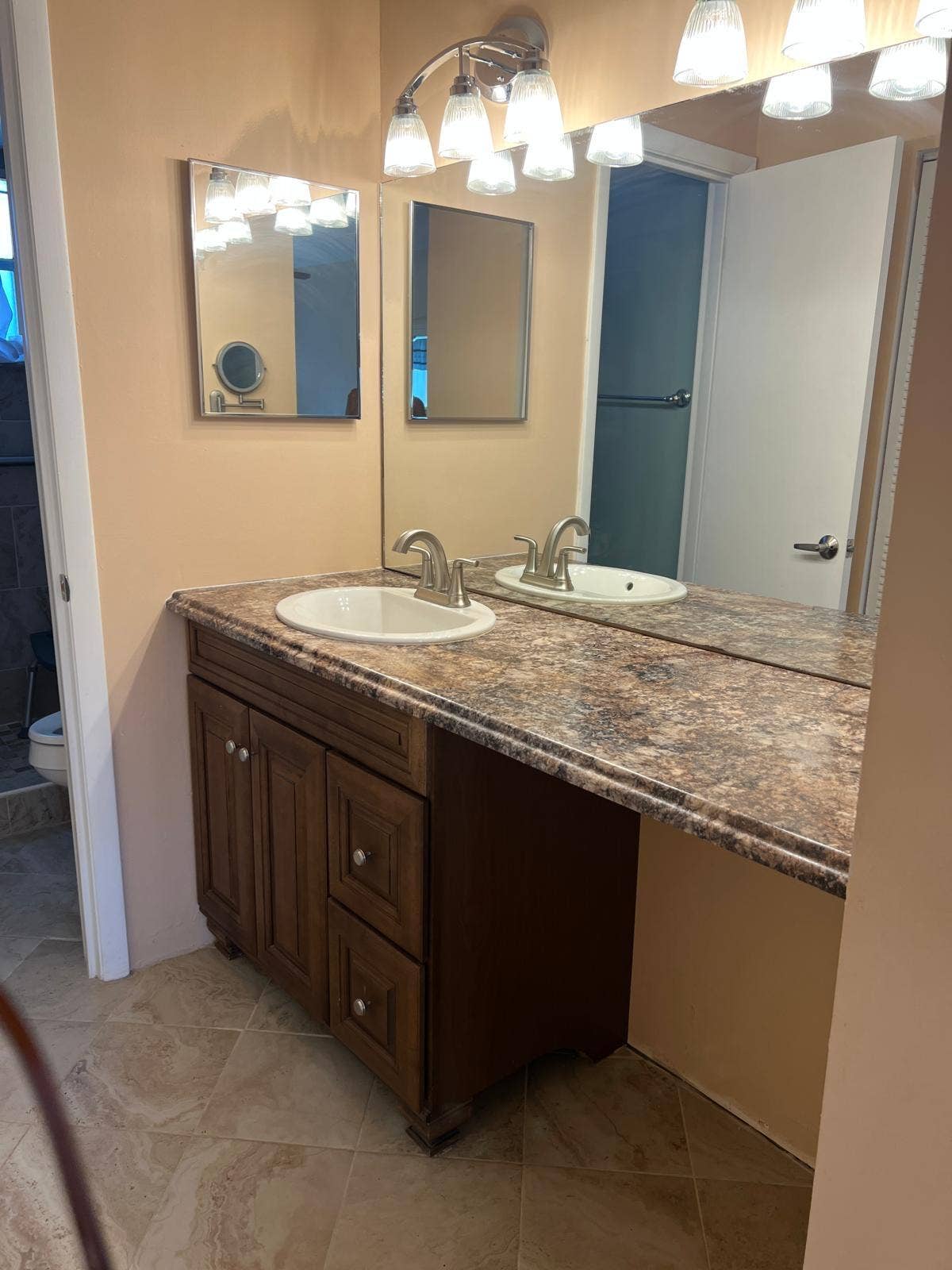 6770 Royal Palm Boulevard, #305L, Margate, FL 33063 bathroom