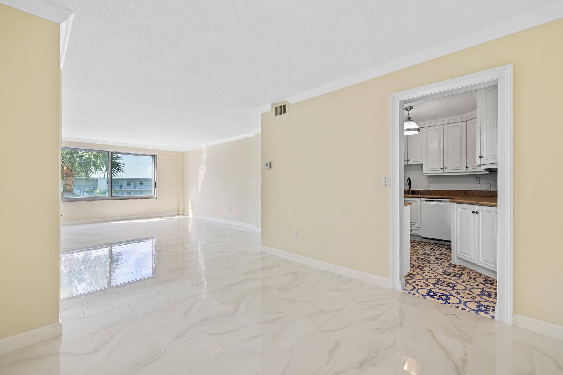 170 N OCEAN Boulevard, #411, Palm Beach, FL 33480 Undetermined