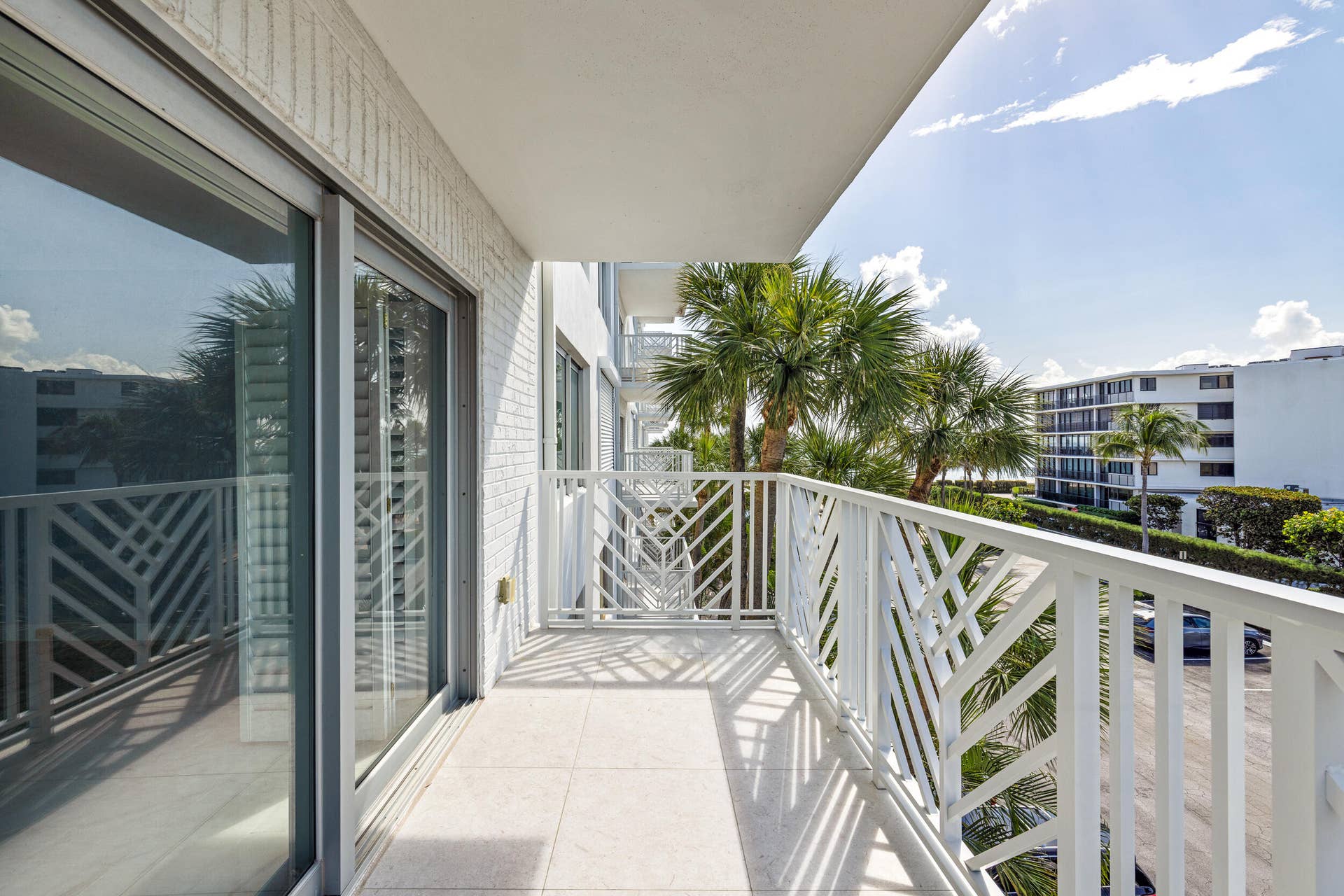 170 N OCEAN Boulevard, #411, Palm Beach, FL 33480 Balcony
